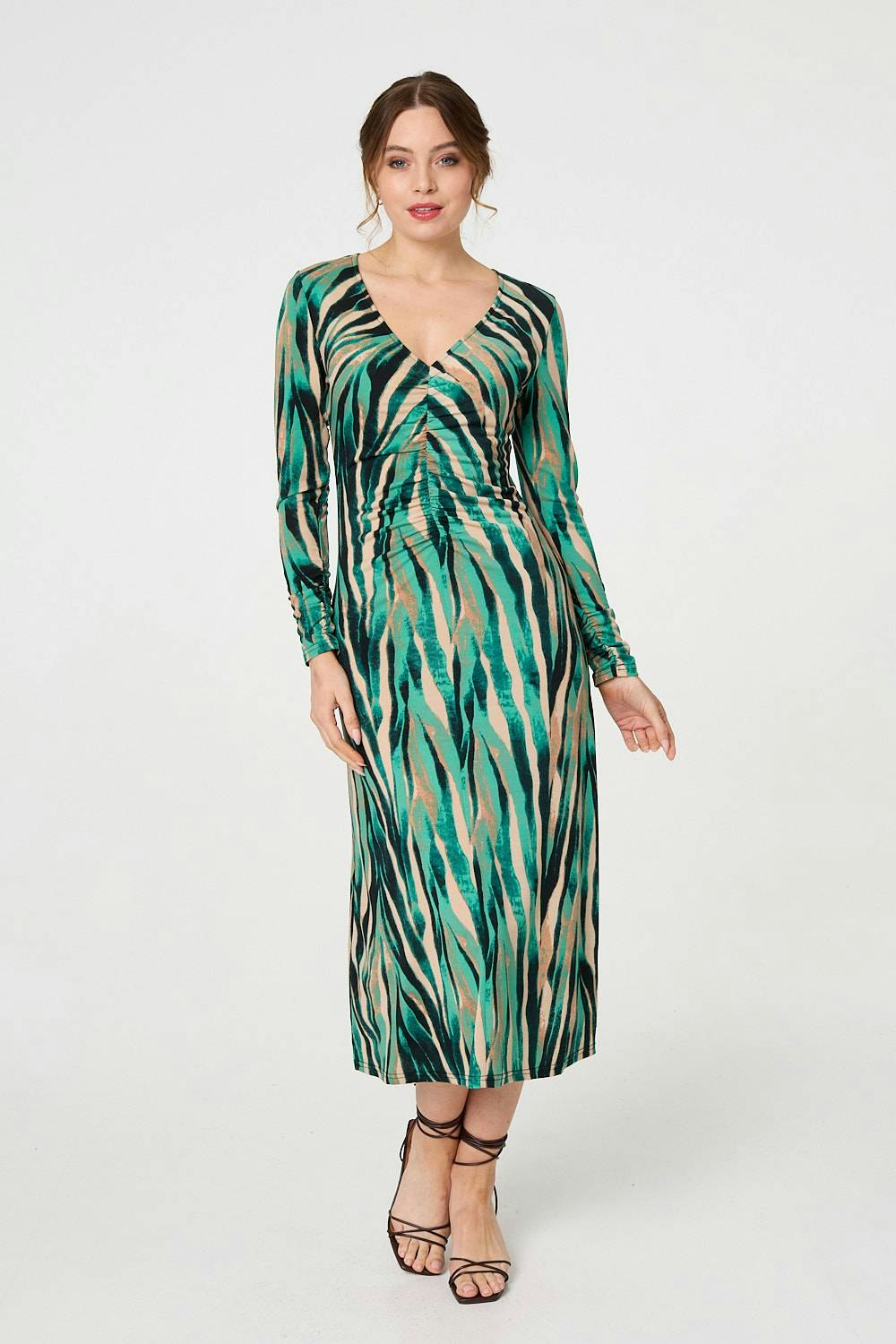 Izabel London Green Abstract Print Ruched V-Neck Midi Dress - 10