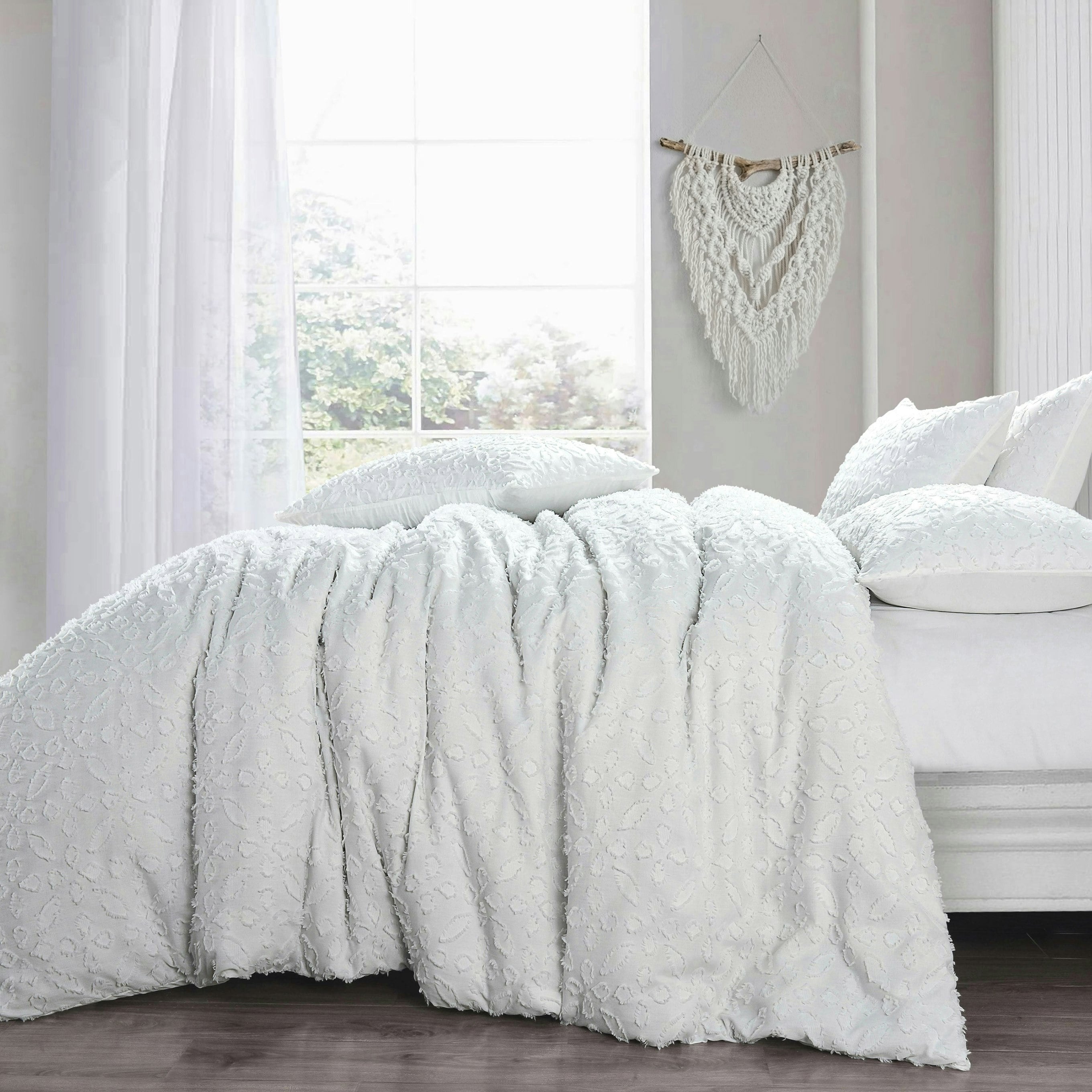 Rackhams White Astra Tufted Duvet Cover & Pillowcase Set - King