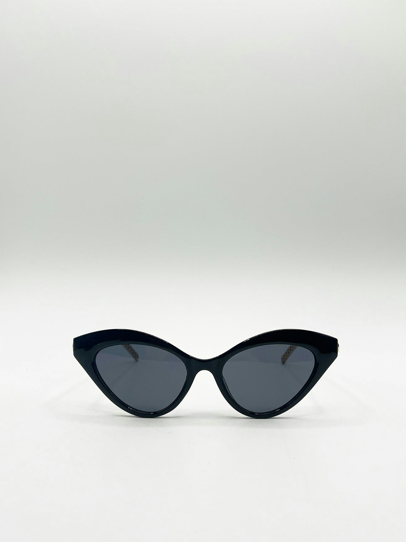 Svnx Black Cat-Eye Sunglasses In - One Size
