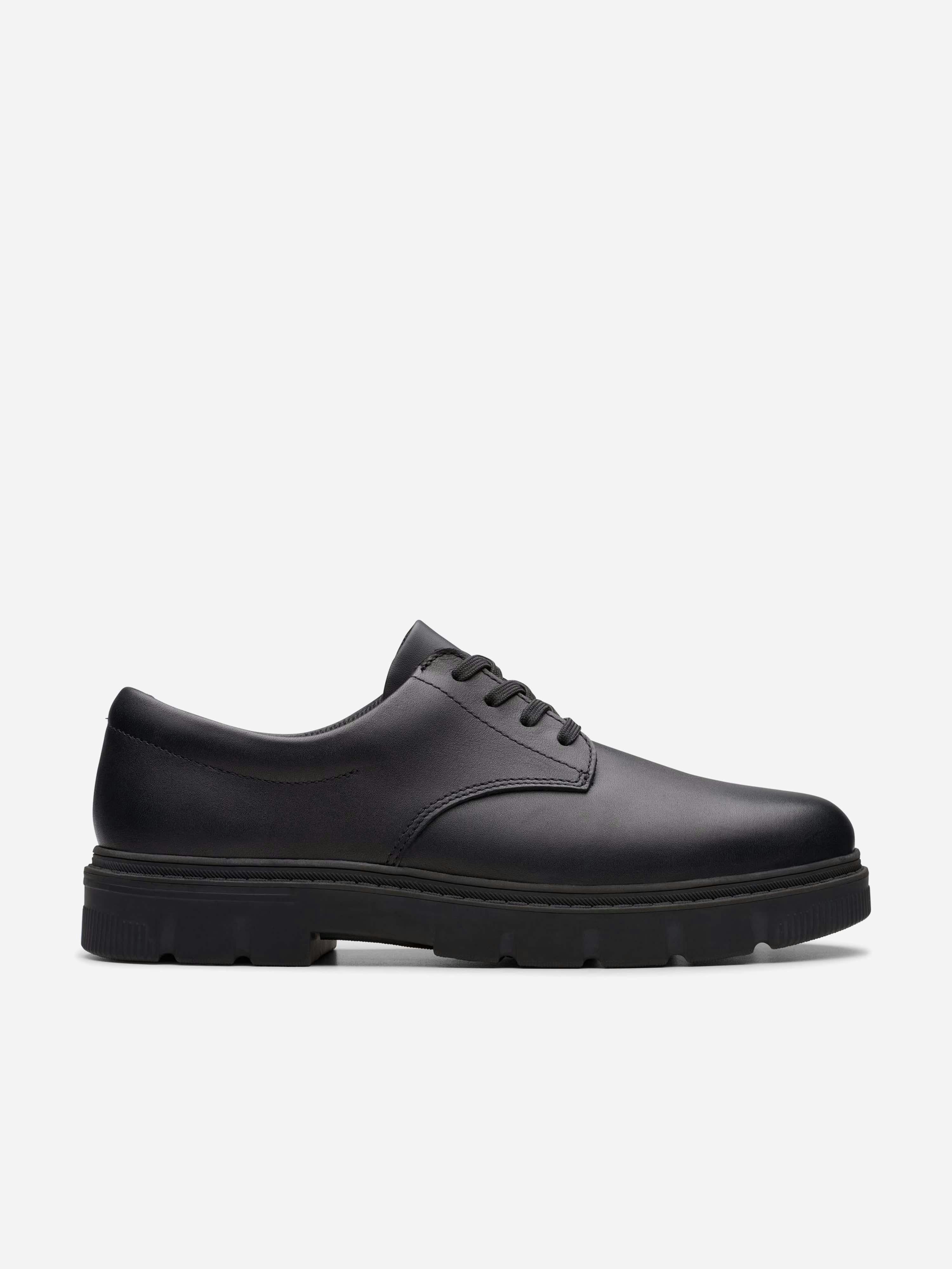 Clarks Boys Black Leather Lorcam Loop Shoes In - Eu 35.5 Uk 3