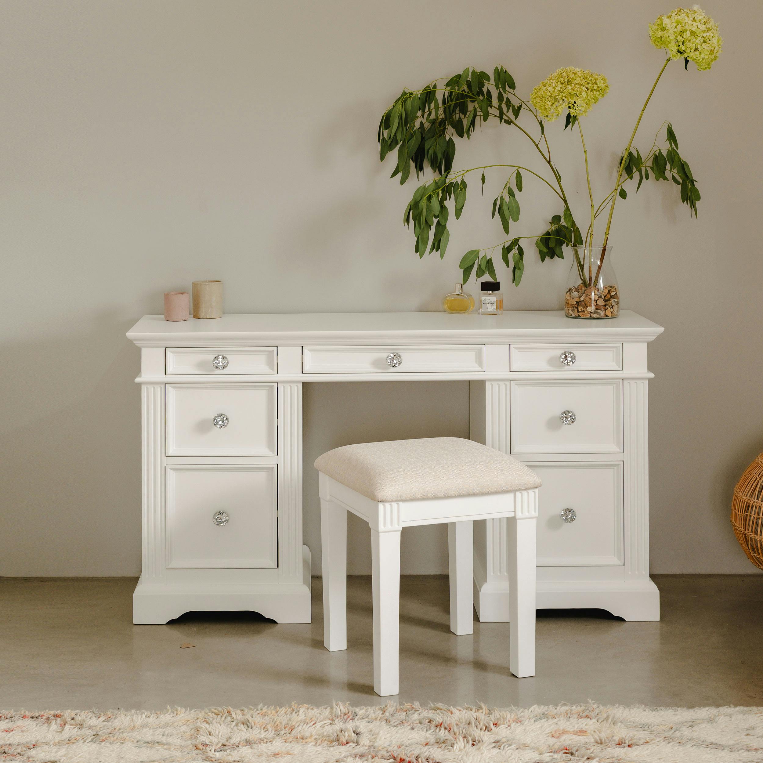 Rackhams White Gainsborough Pedestal Dressing Table With Crystal Handles - Large
