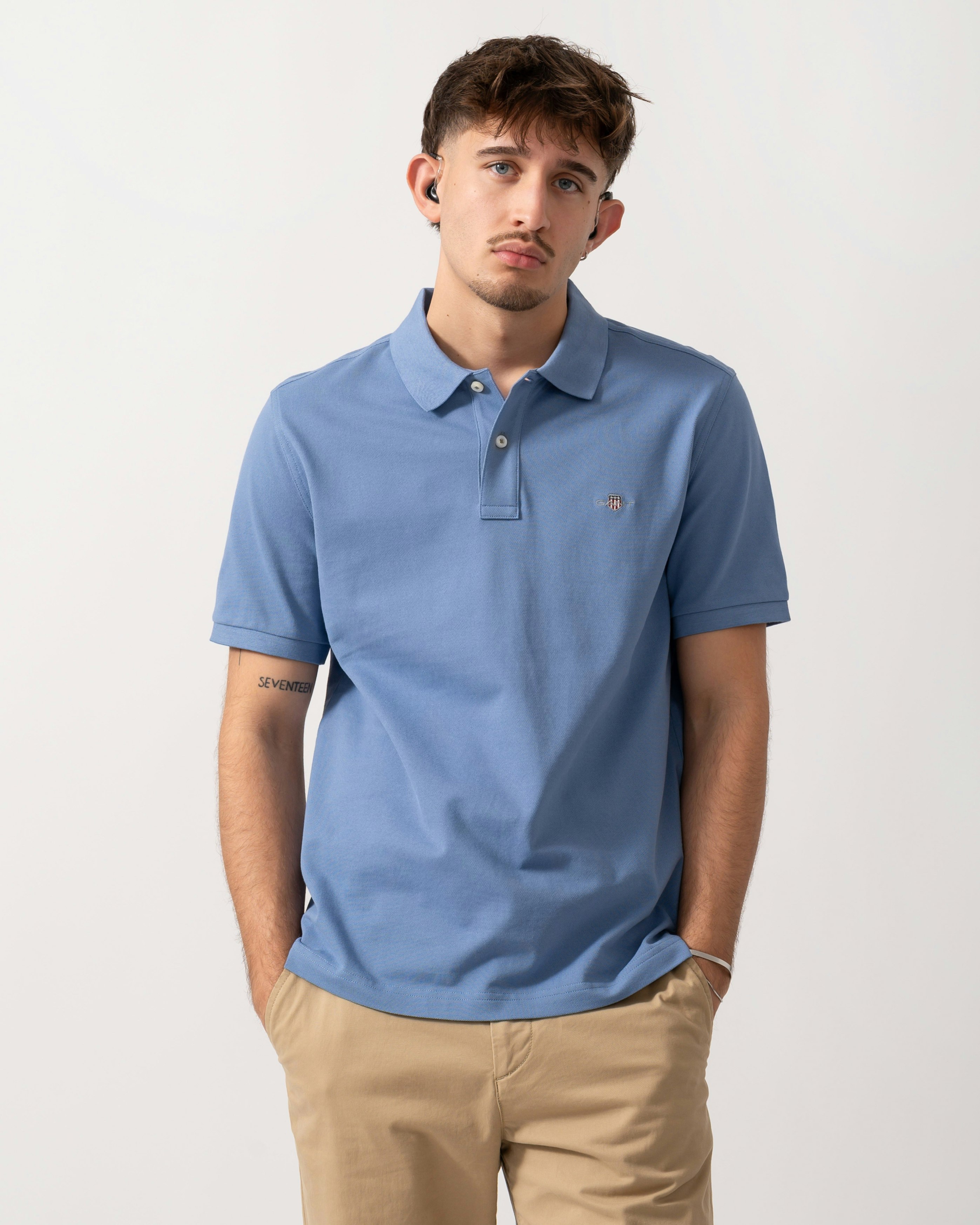 Gant Men's Regular Fit Short Sleeve Shield Logo Pique Polo - 430 Faded Denim - 430 Faded Denim - Xl