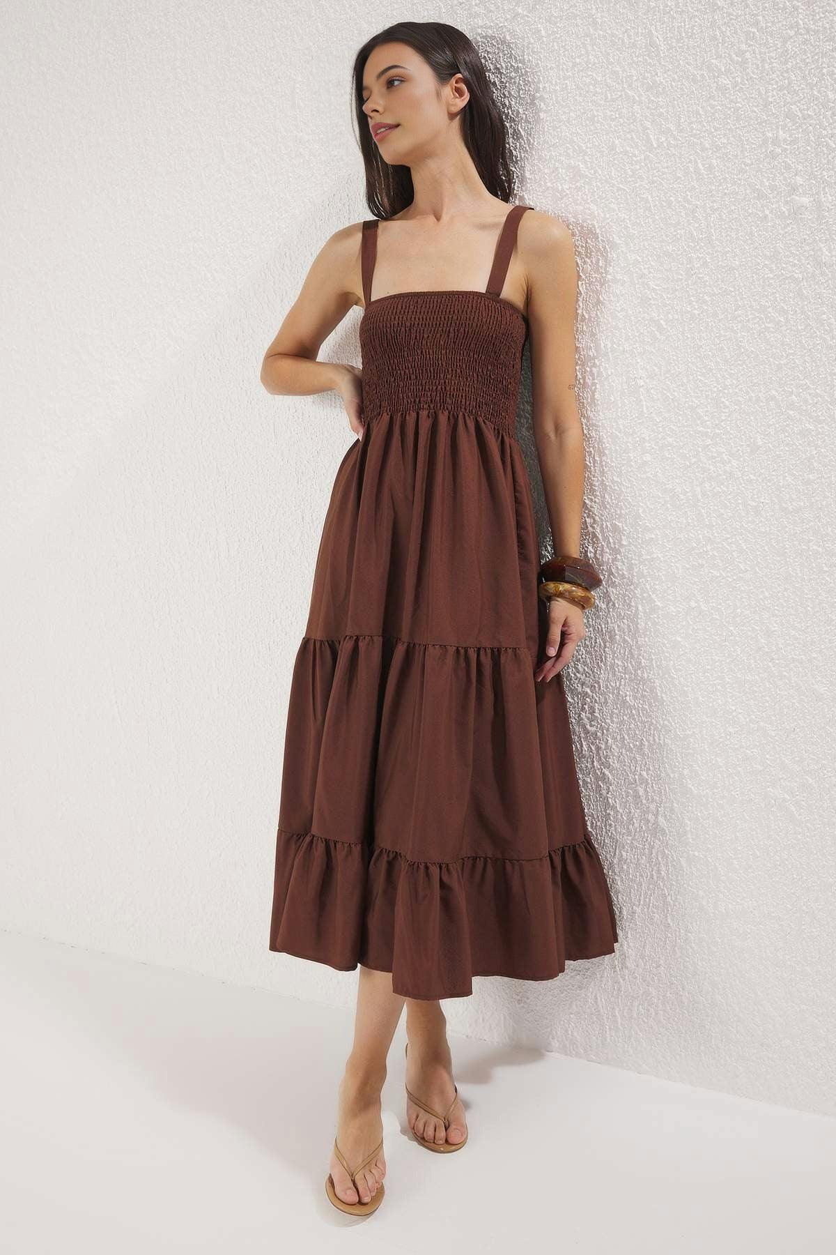 Wovcor Brown Ruched Square Neck Thick Strap A-Line Maxi Dress - 12