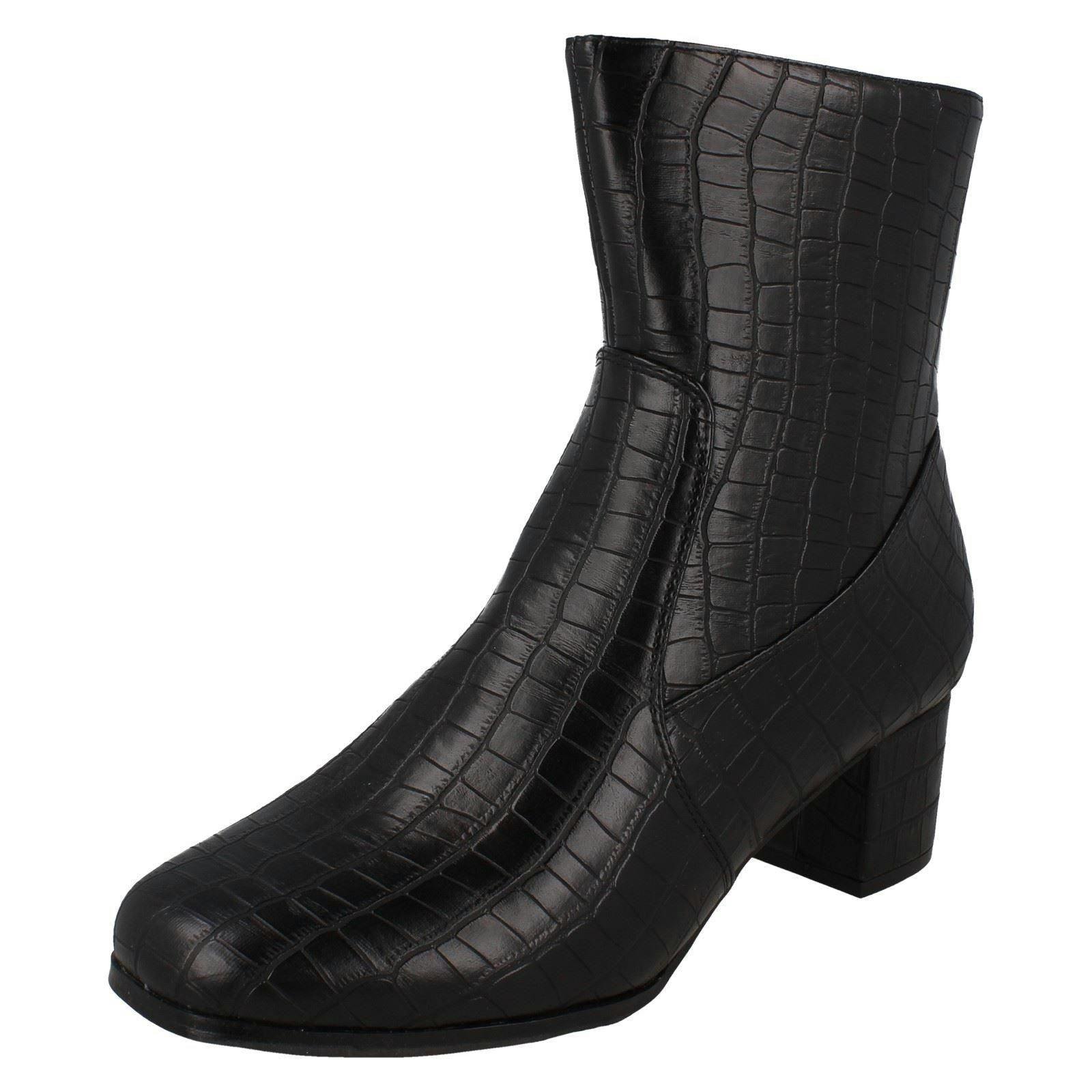 Spot On Women's Black Wide Fit Ankle Boots F51086 - Uk 4