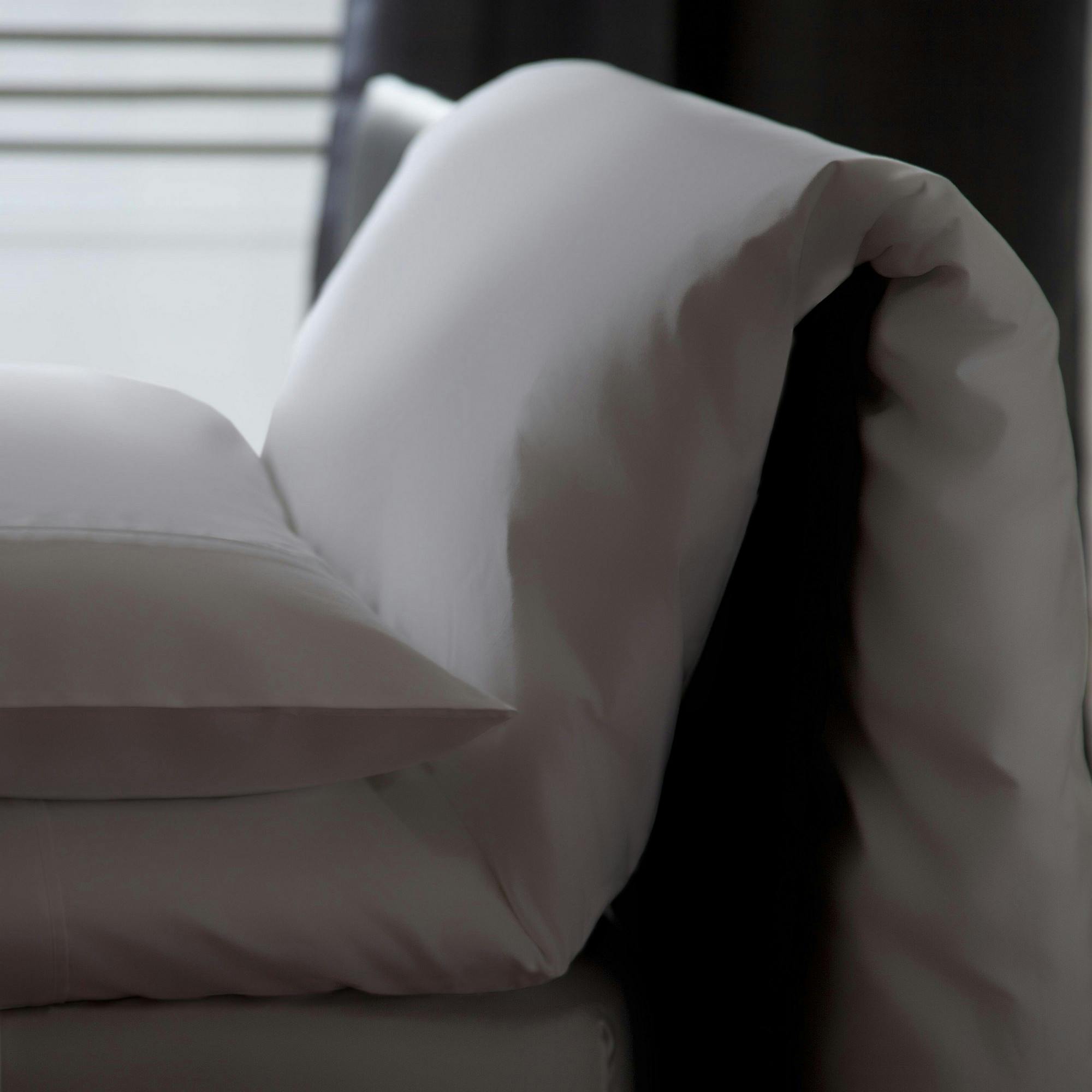 Belledorm Premium Blend 500 Thread Count Duvet Cover - Platinum - Single - Platinum - 67% Cotton/33% Polyester