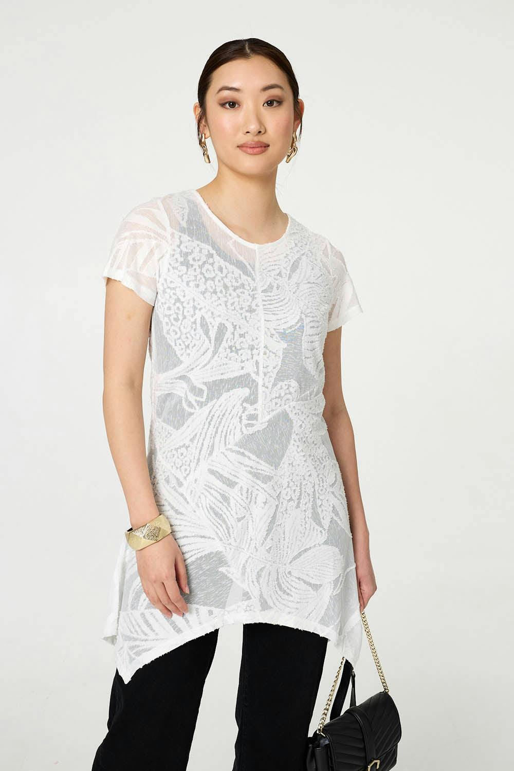 Izabel London White Floral Textured Hanky Hem Tunic Top - 10