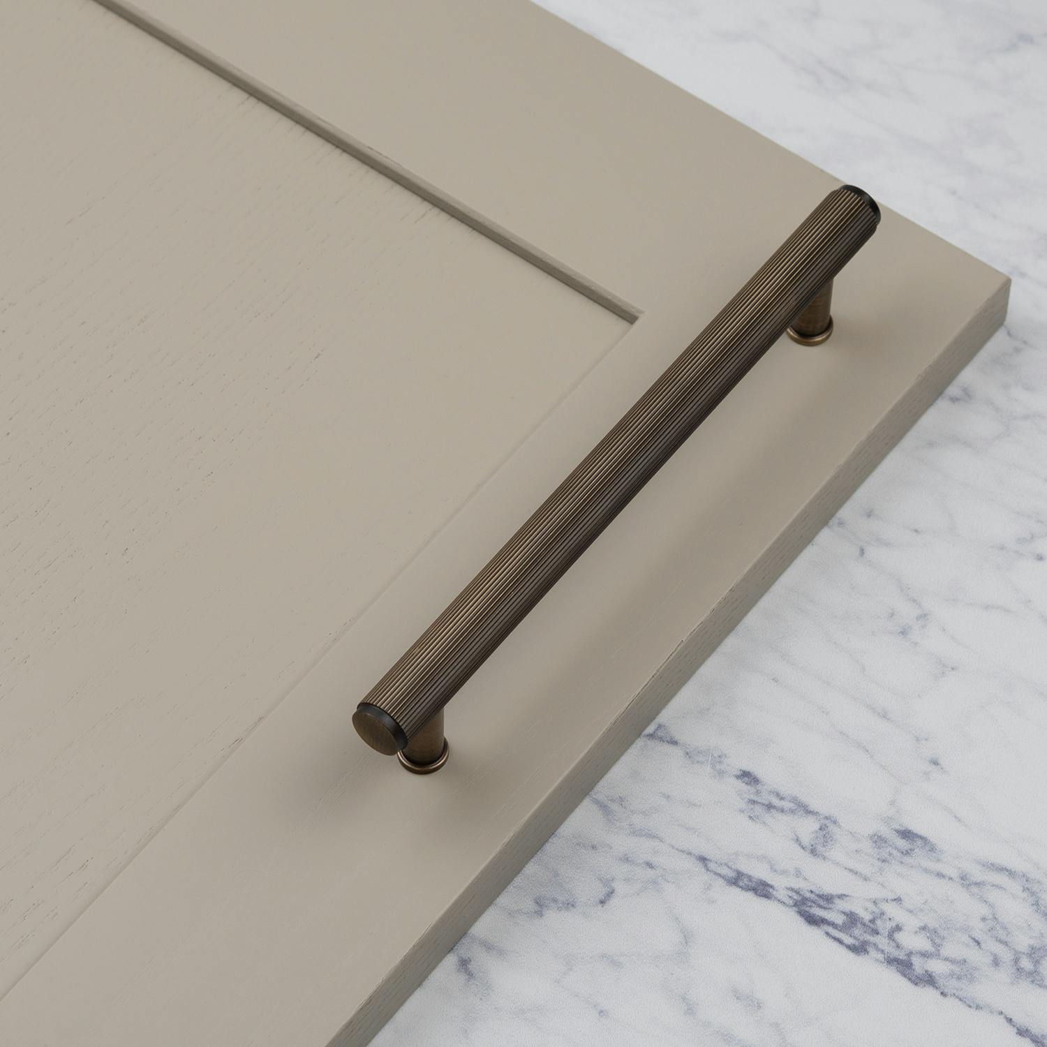 Rackhams Antique Brass Reeded Pulls - 160Mm Handle