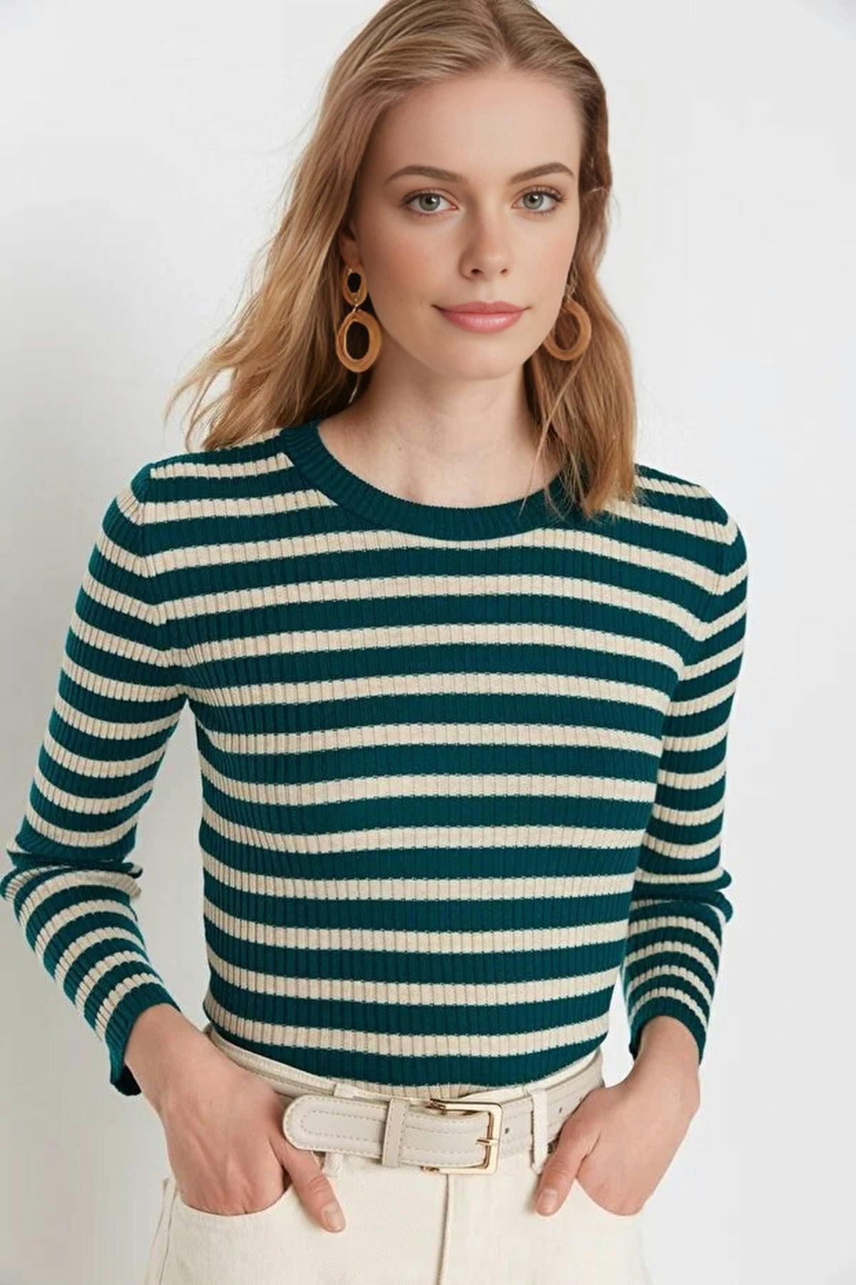Wovcor Green Basic Striped Knit Sweater - S