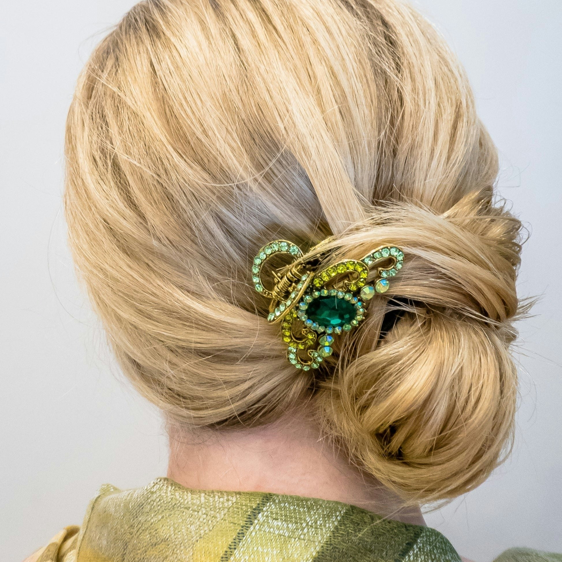 Queenmee Accessories Green Hair Claw Clip With Gems