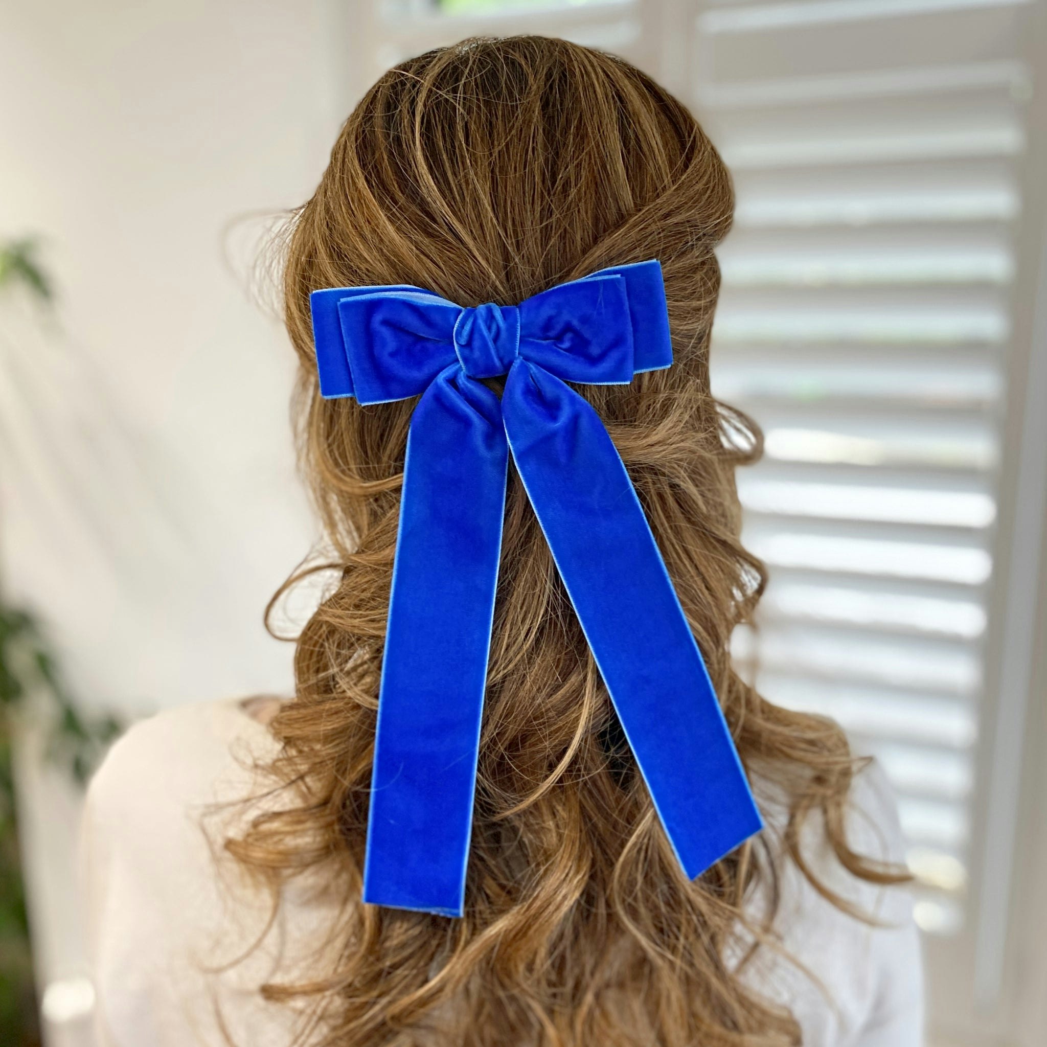 Queenmee Accessories Blue Velvet Hair Bow Hair Clip Alligator Clip