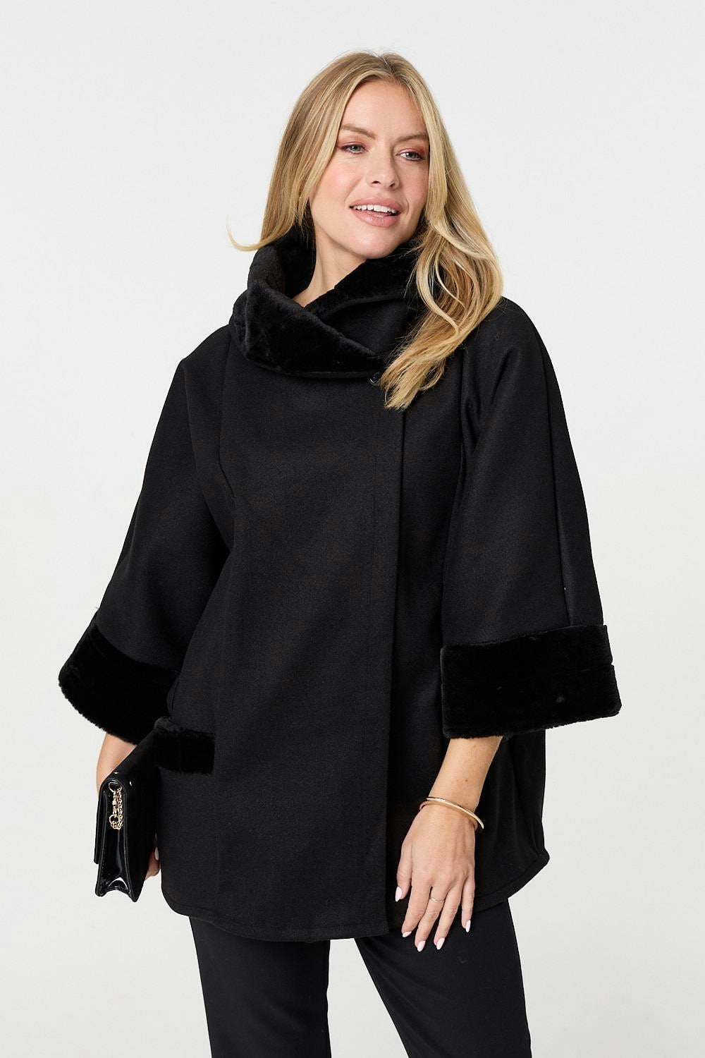 Izabel London Black Faux Fur Trim 3/4 Sleeve Cape Coat - S/M