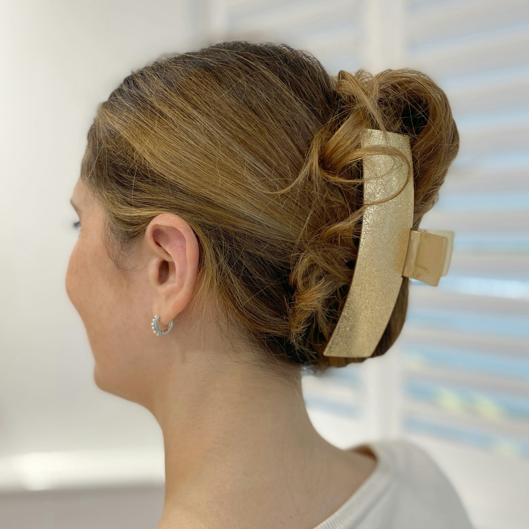 Queenmee Accessories Gold Large Hair Claw For Thick Hair