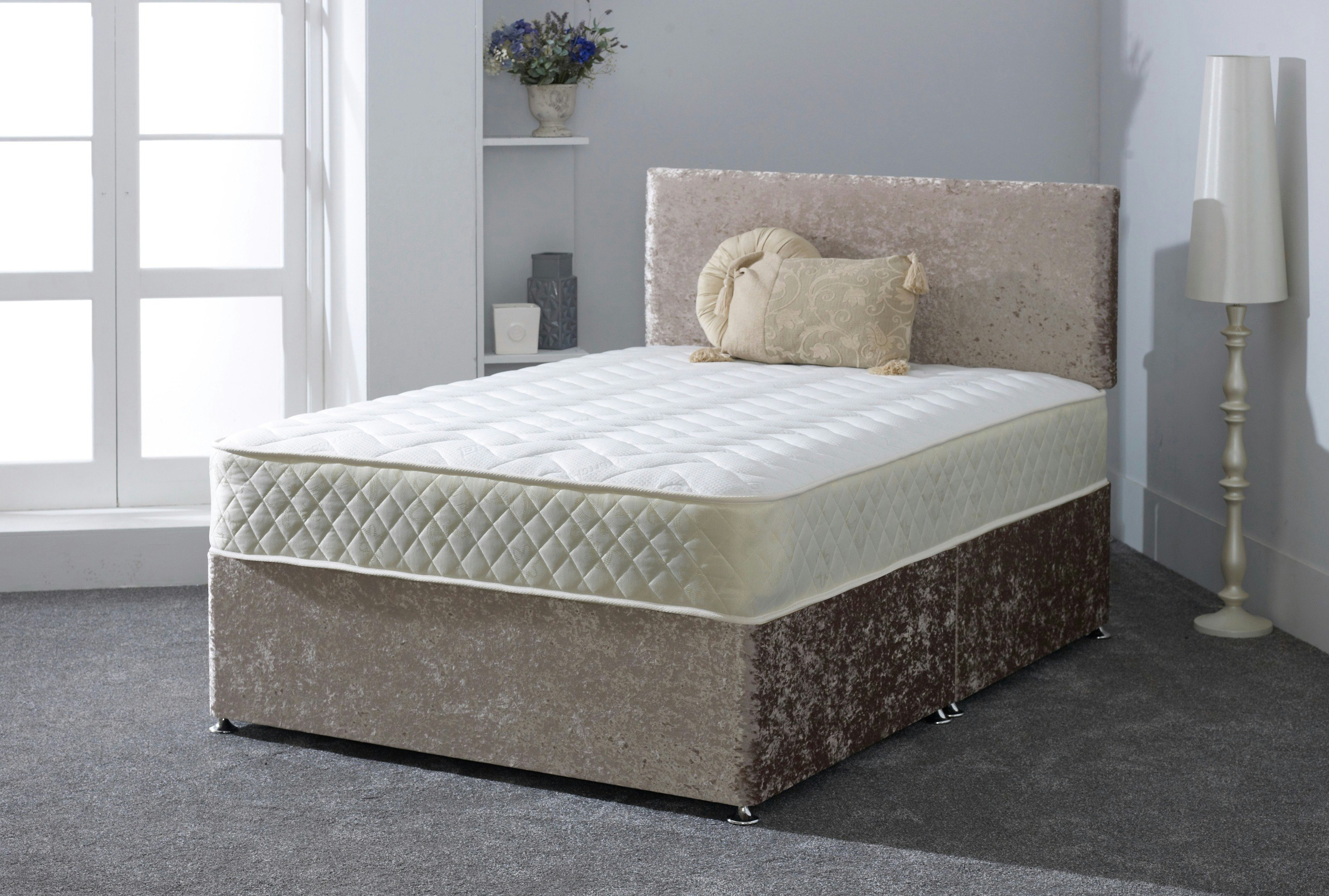 Rackhams White Close Flame Hybrid Mattress - Soft Feel, Deep Quilted Plush Sleep Surface - 1 - 4Ft Small Double Mattress (120Cm X 190Cm)