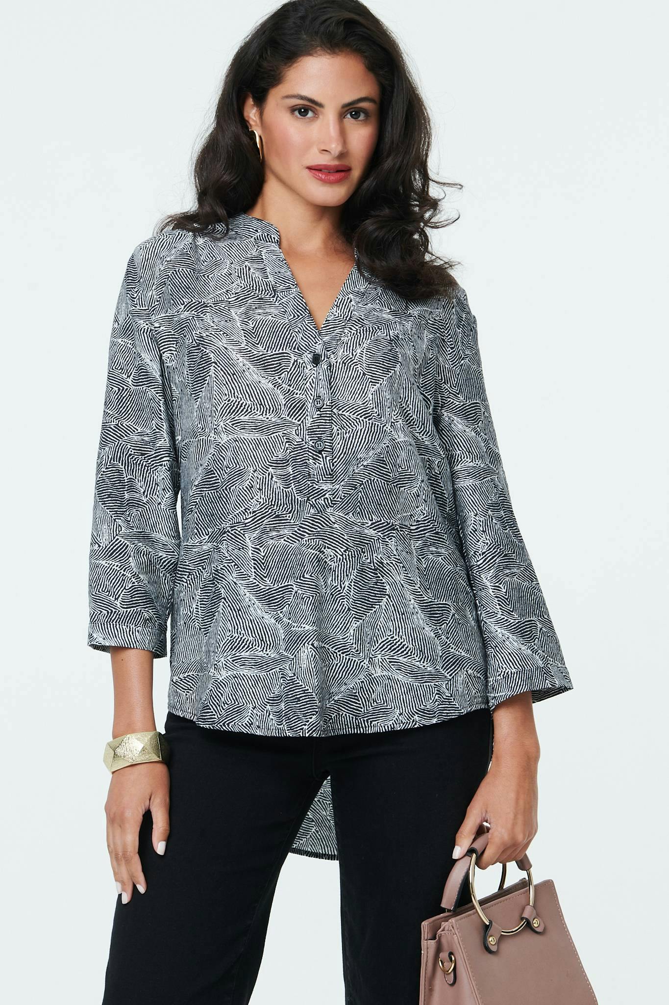 Izabel London Black Abstract 3/4 Sleeve Collarless Blouse - 12