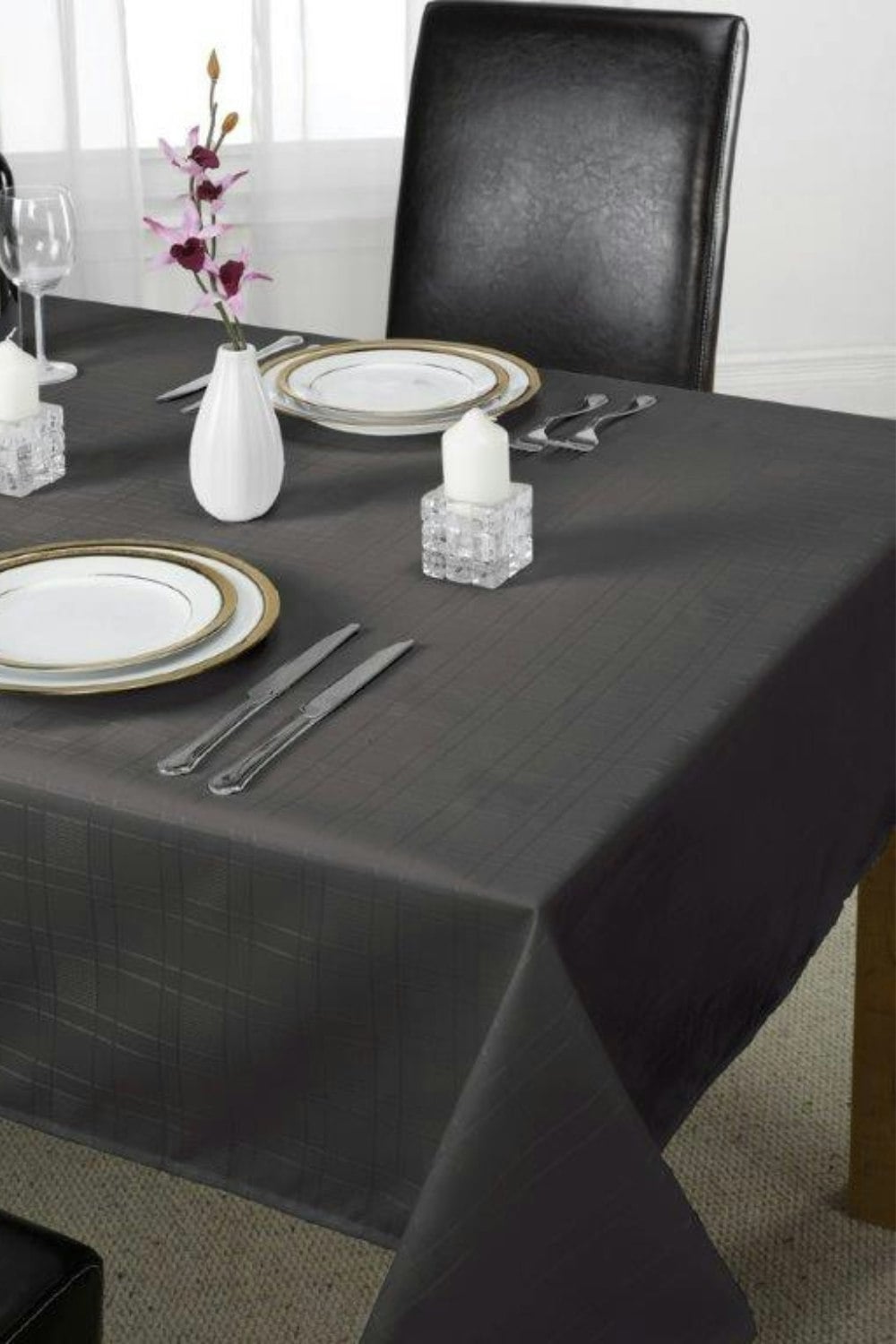 Rackhams Black Chequers Tablecloths - 50 X 70"