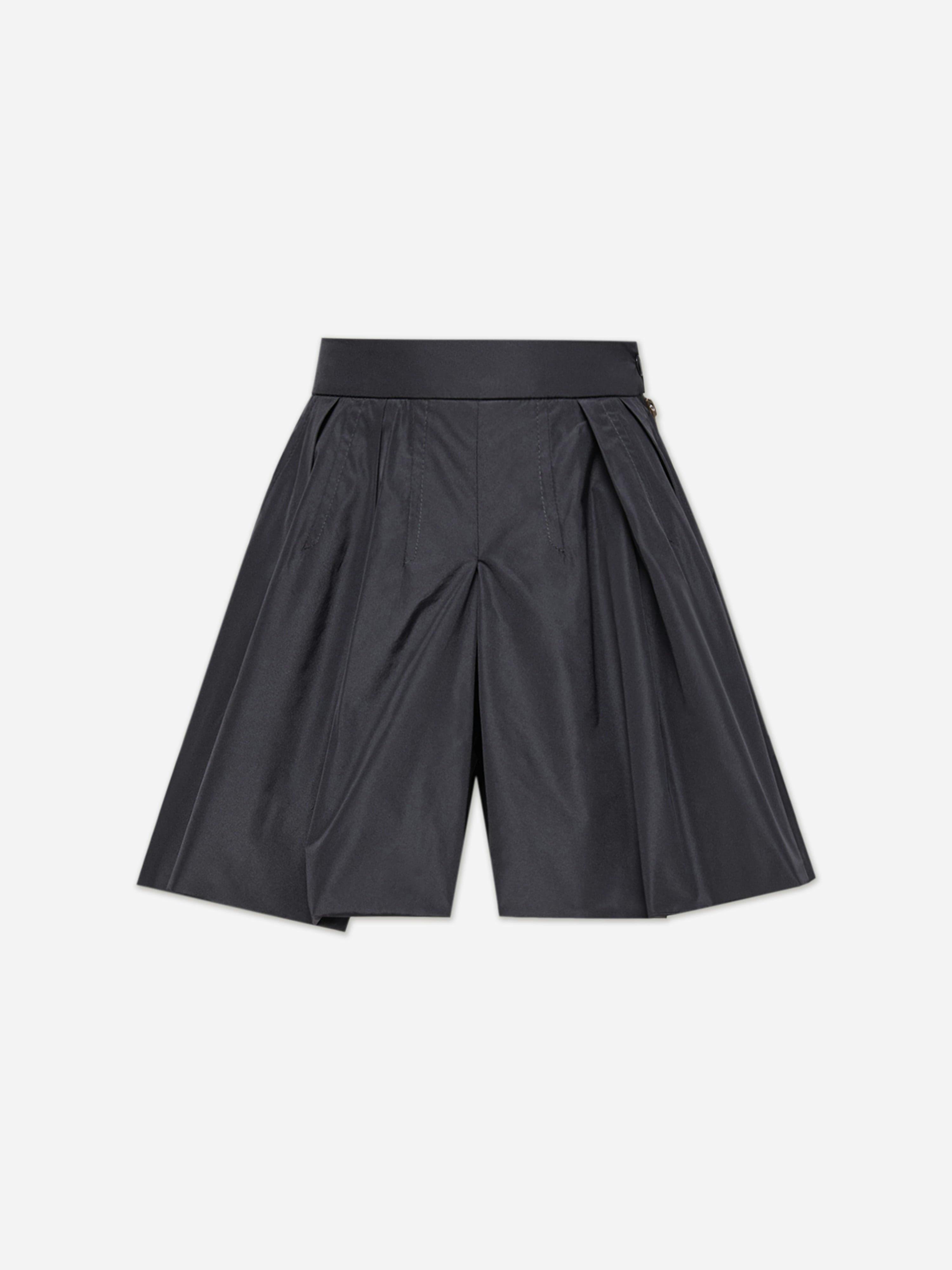 Moncler Enfant Girls Grey Pleated Shorts In - 10 Yrs