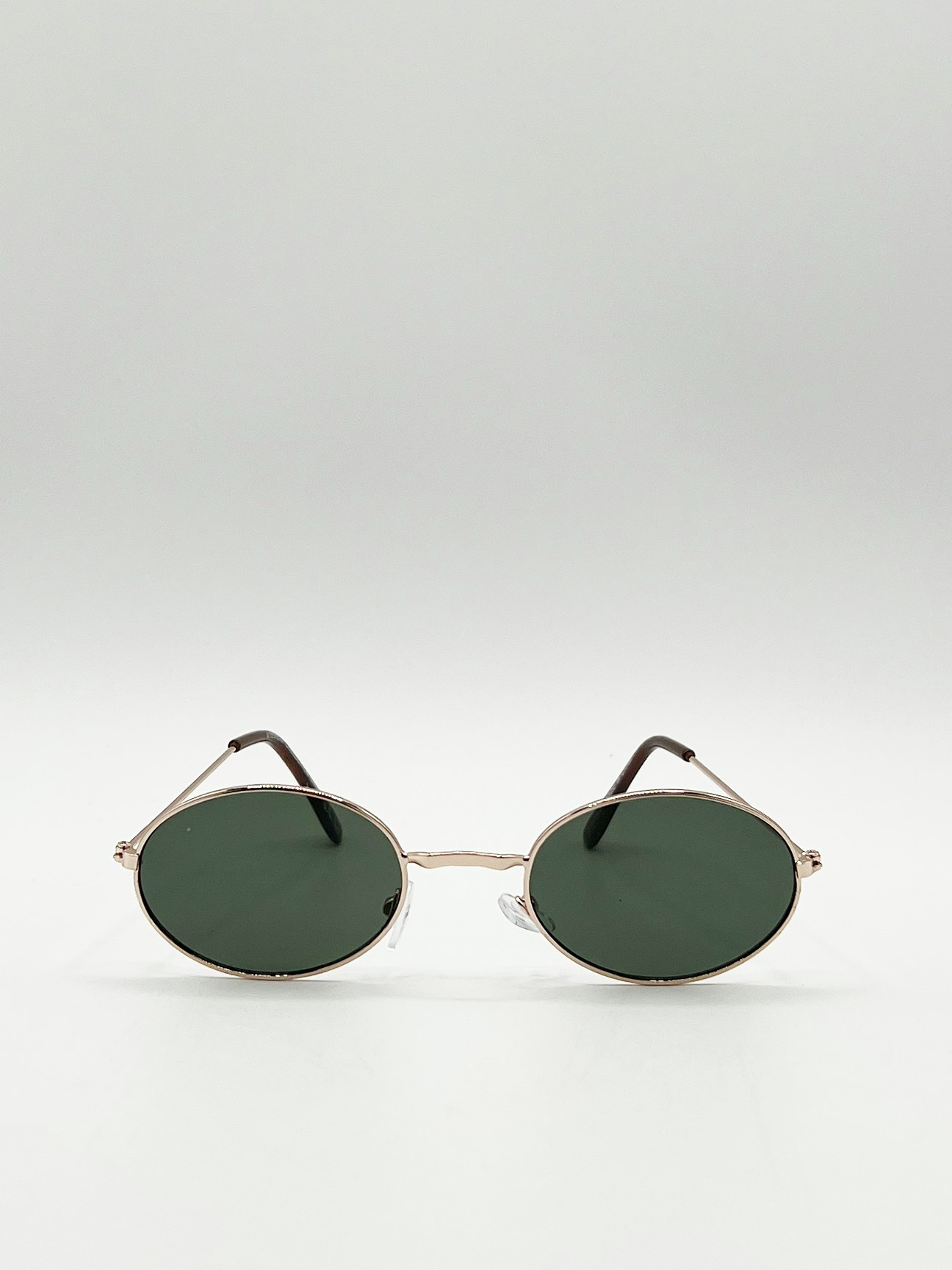 Svnx Gold/Black Retro Round Sunglasses In - One Size