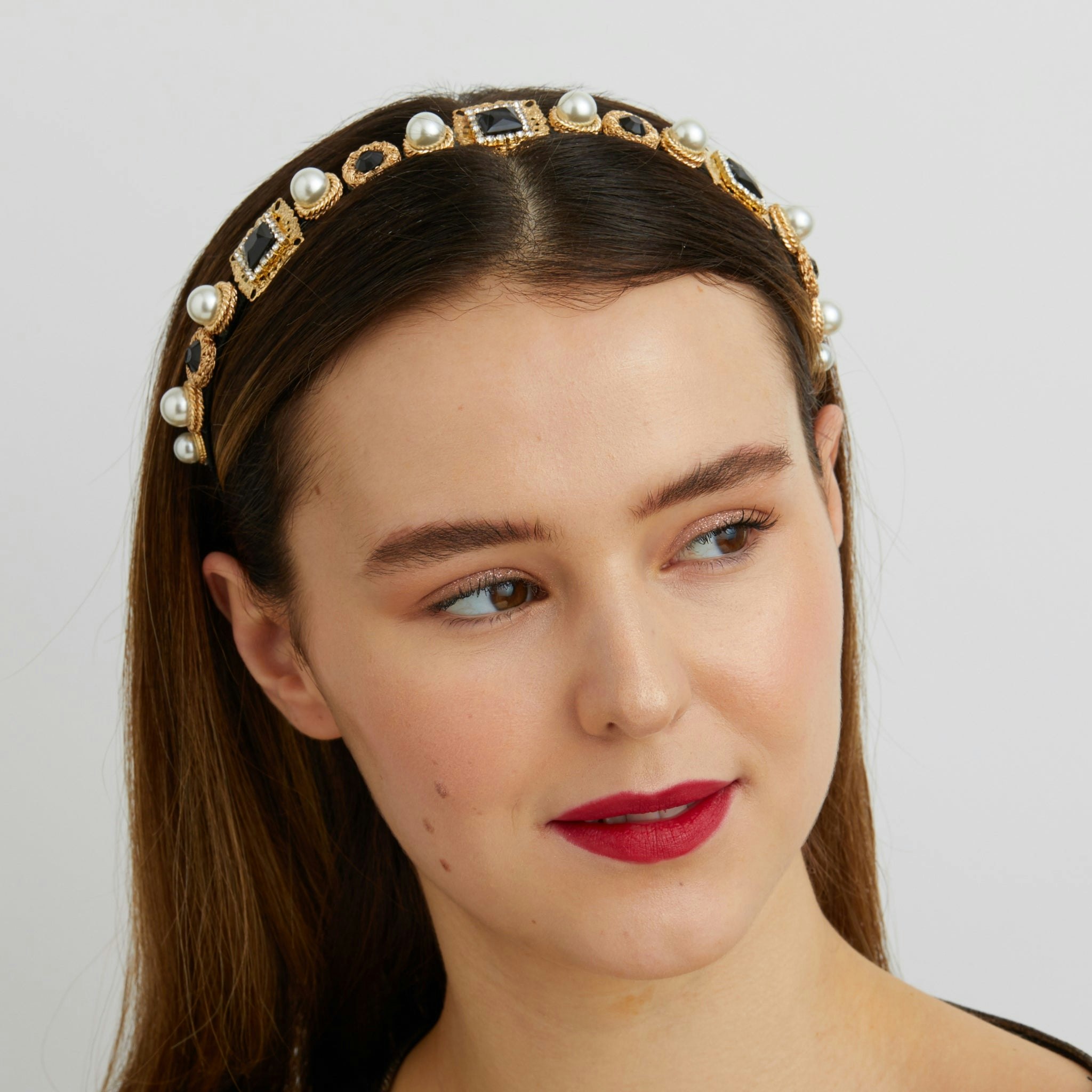 Queenmee Accessories Black Headband With Pearls
