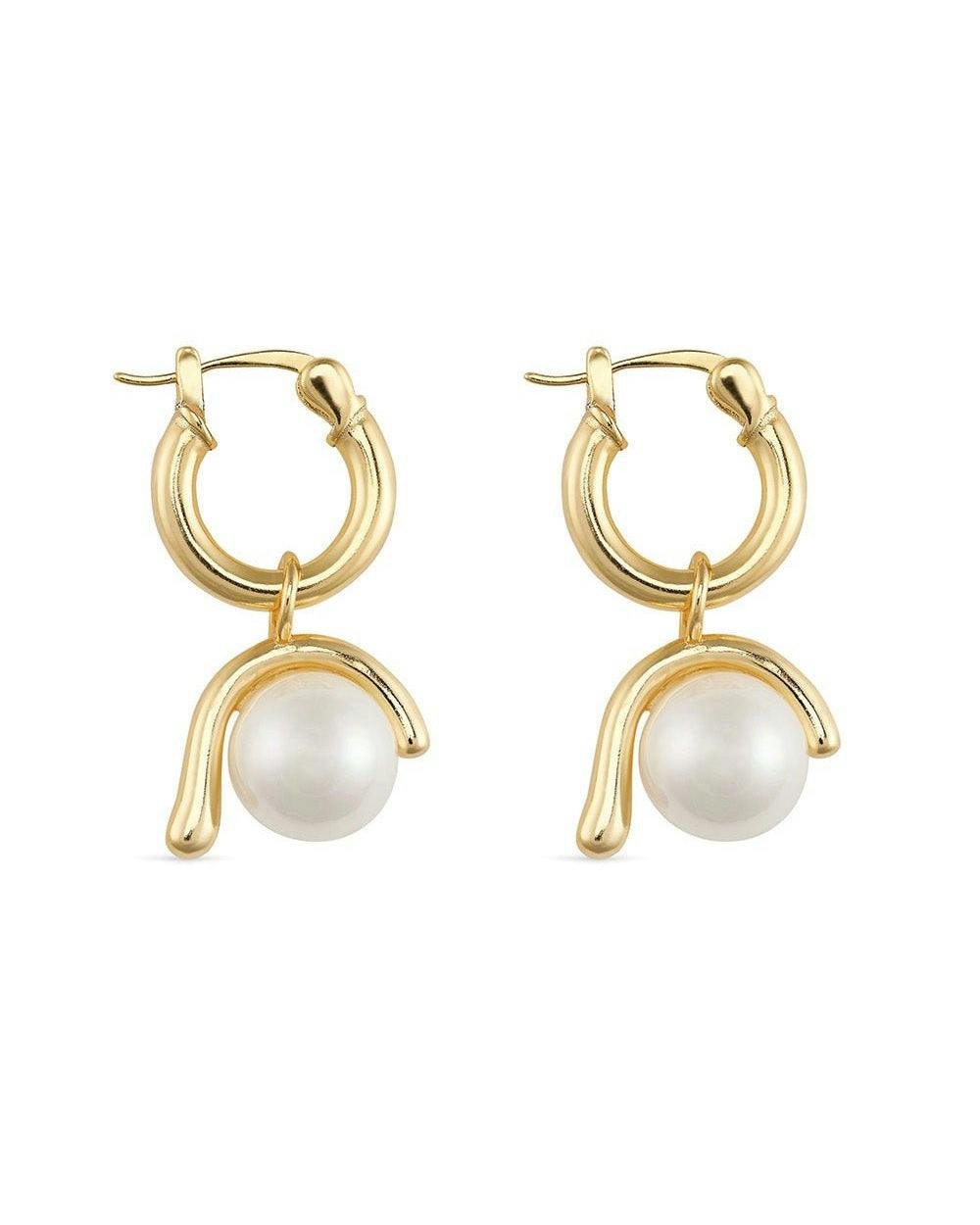 Elk & Bloom Gold Chunky 14K Plated Pearl Hoops - No Thank You