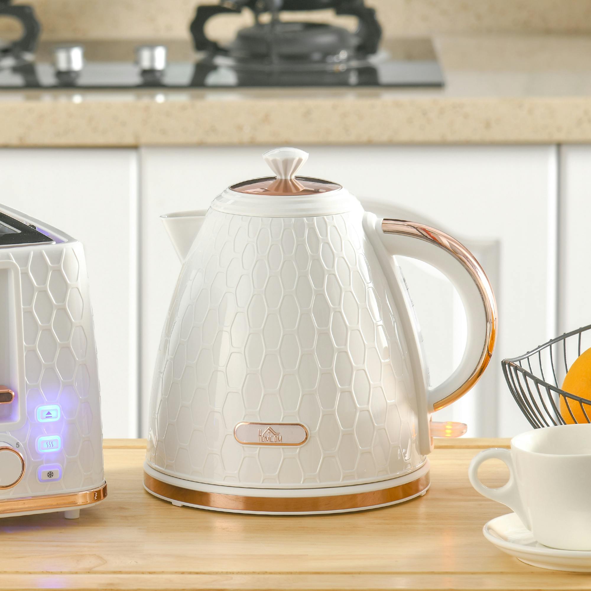 Homcom Cream/White Electric Kettle, Fast Boil, 1.7L, 3Kw, Swivel, Auto Shut-Off