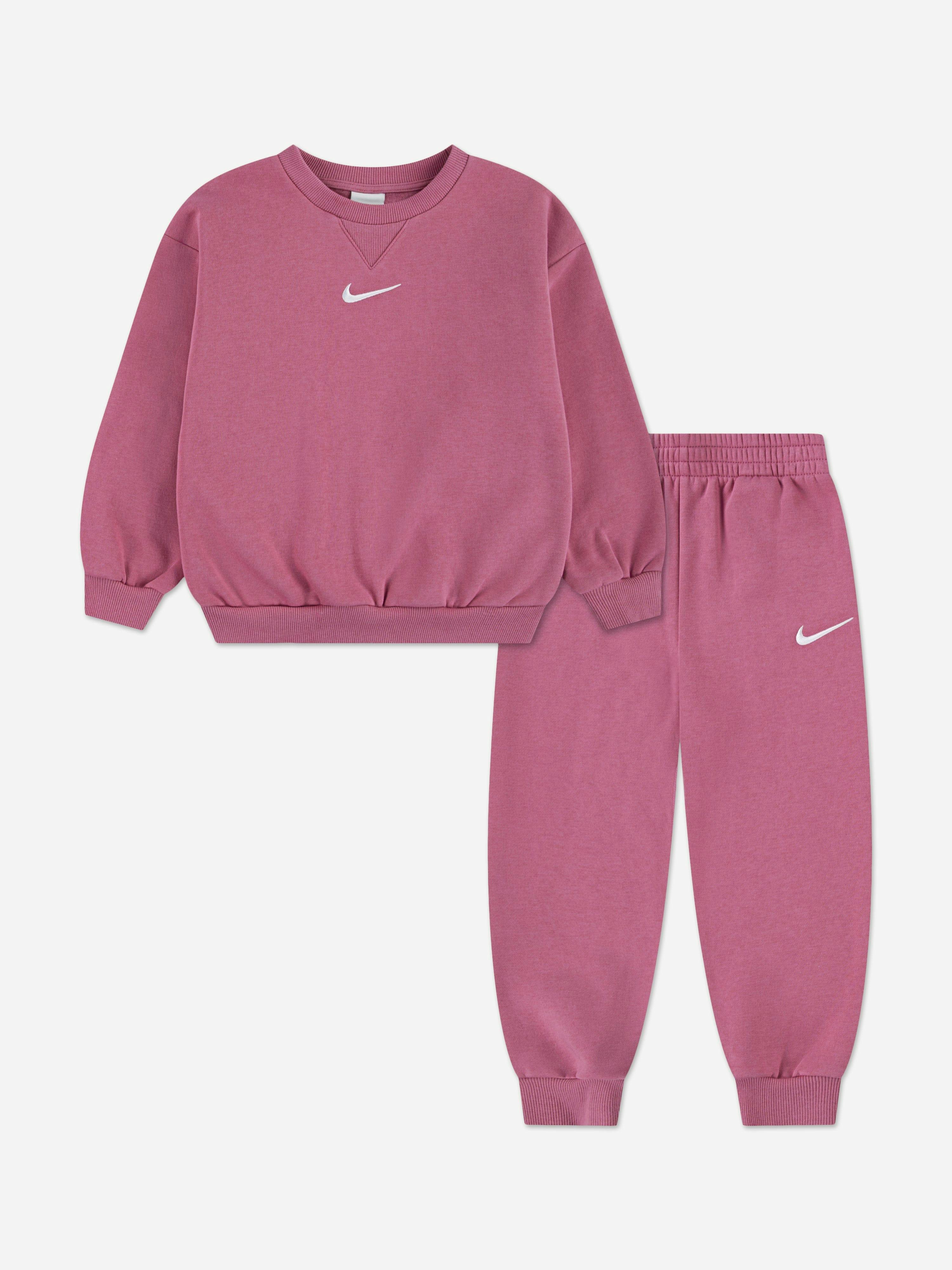 Nike Girls Pink Essential Fleece Tracksuit In - 6 - 7 Years