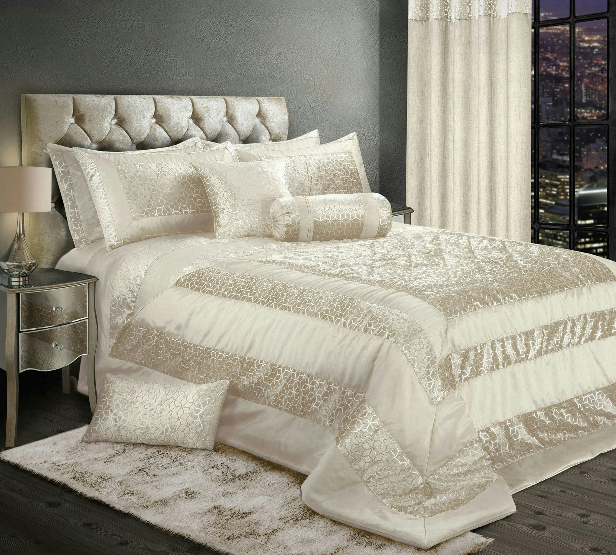 Intimates Cream Vera Foil Printed Quilted Bedspread - King