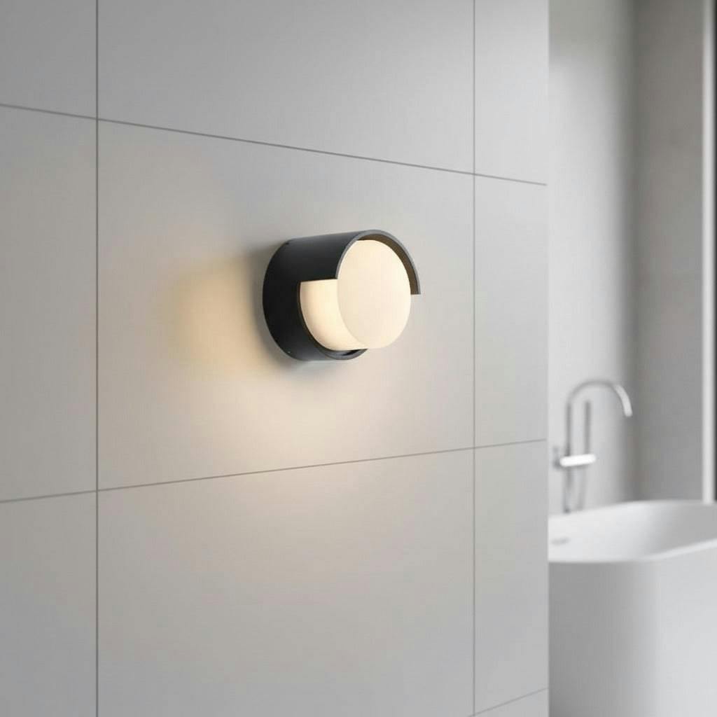 Rackhams Black/Light 4 Watt Led Round Bathroom Wall Fixture