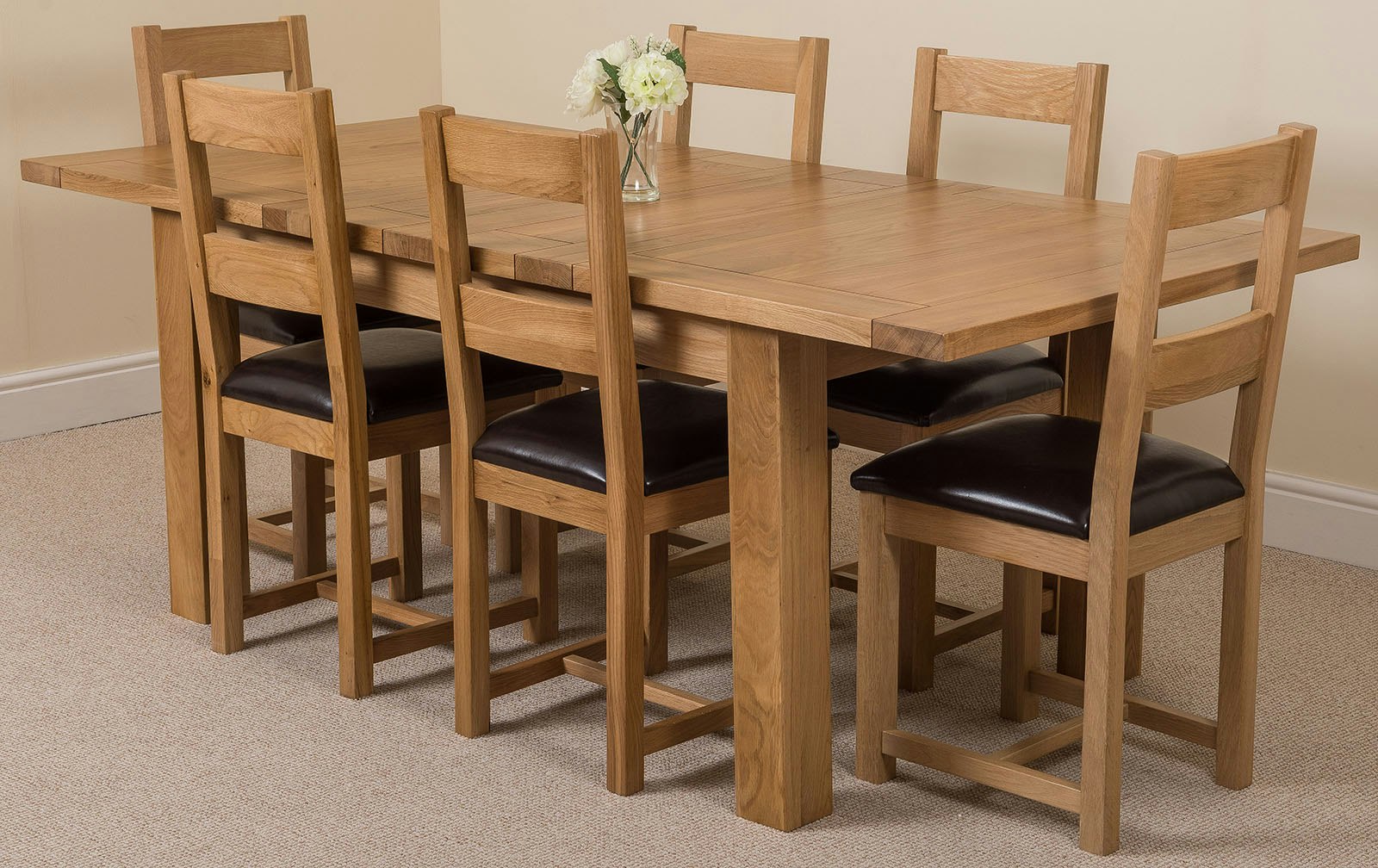 That's Furniture Grain Seattle Oak Extending Dining Table With Lincoln Oak Chairs - Natural Oak - 6 Chairs