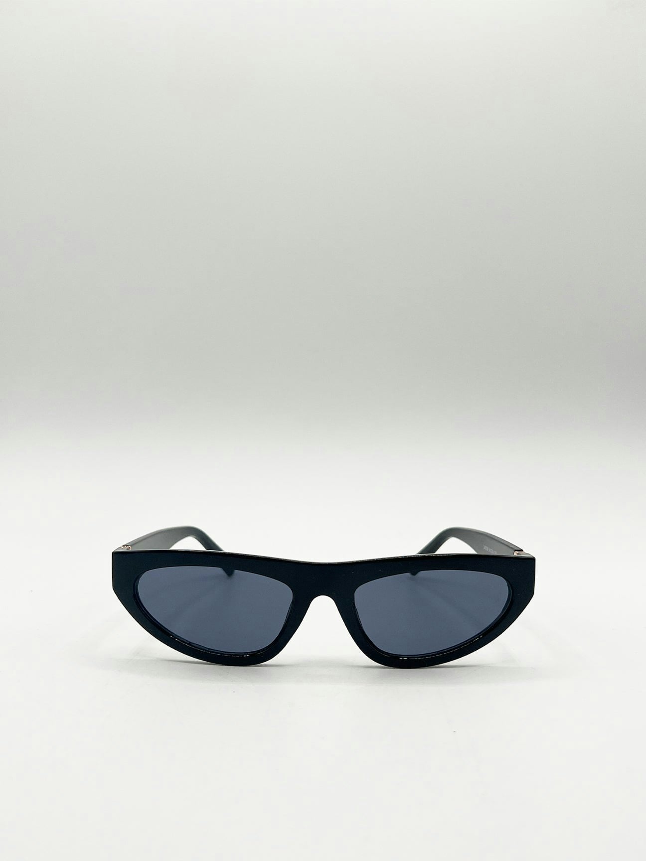 Svnx Black Retro Oval Sunglasses In - One Size