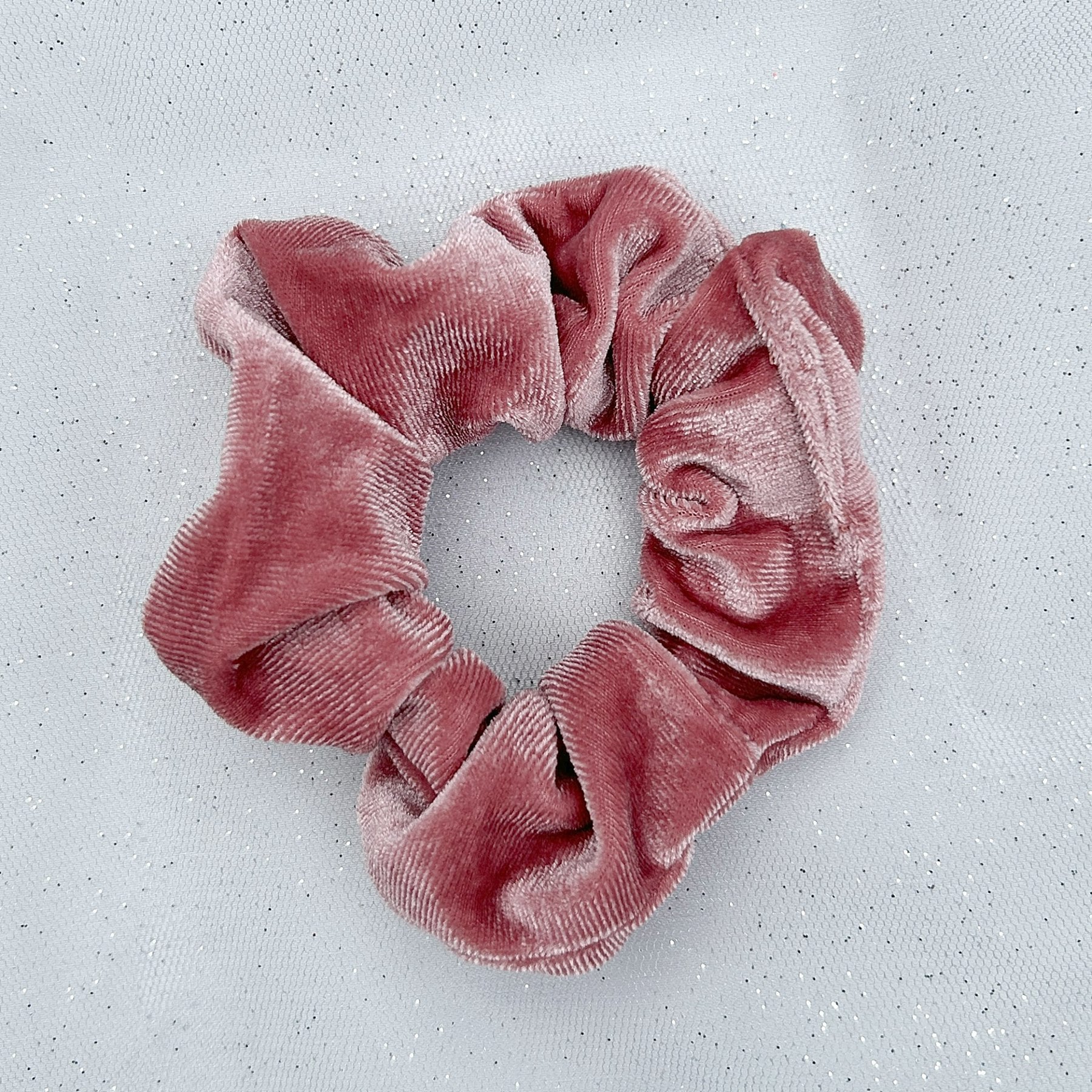 Queenmee Accessories Pink Scrunchie In Velvet