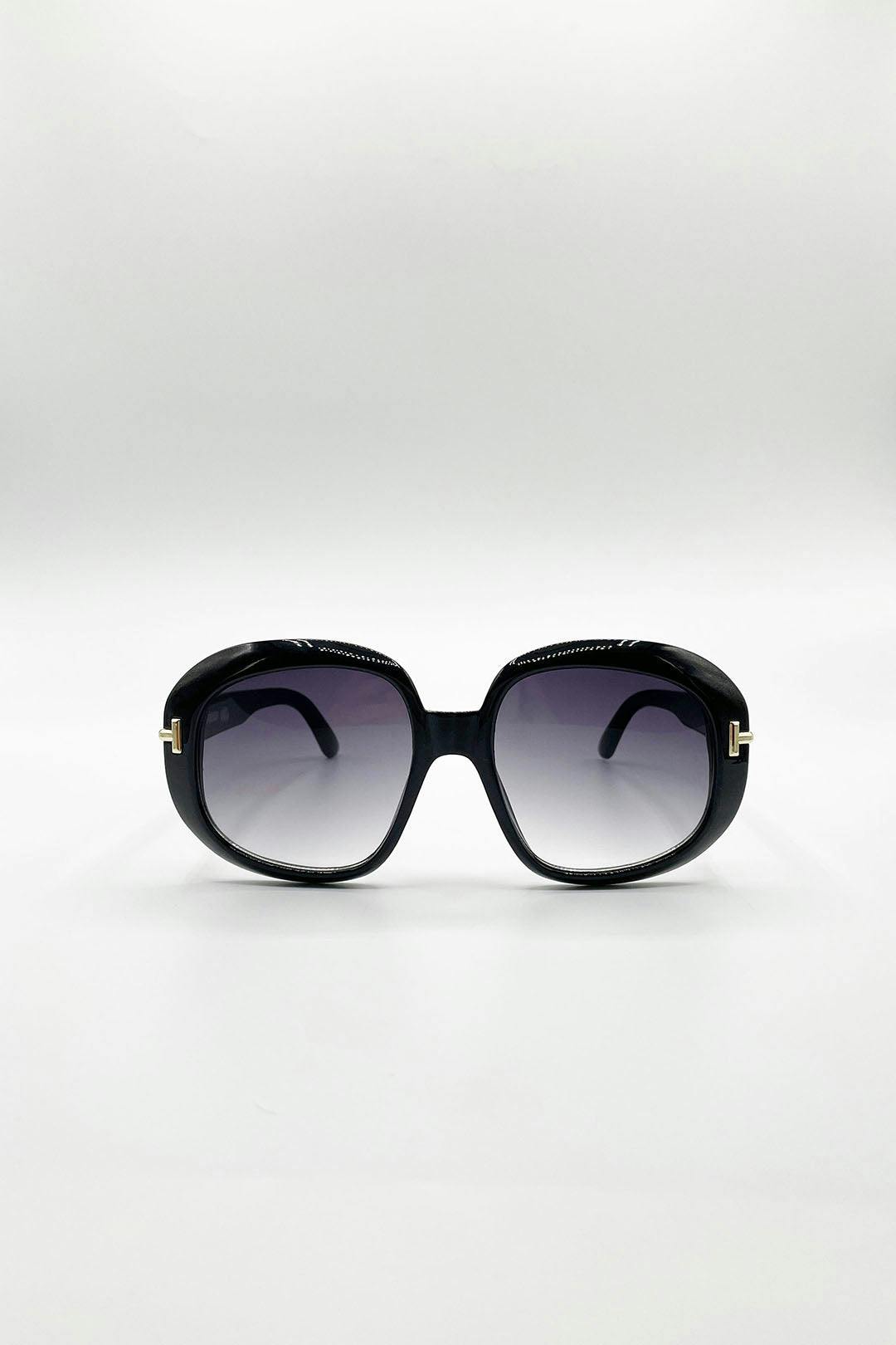 Svnx Black Bold Round Oversized Sunglasses In - One Szie