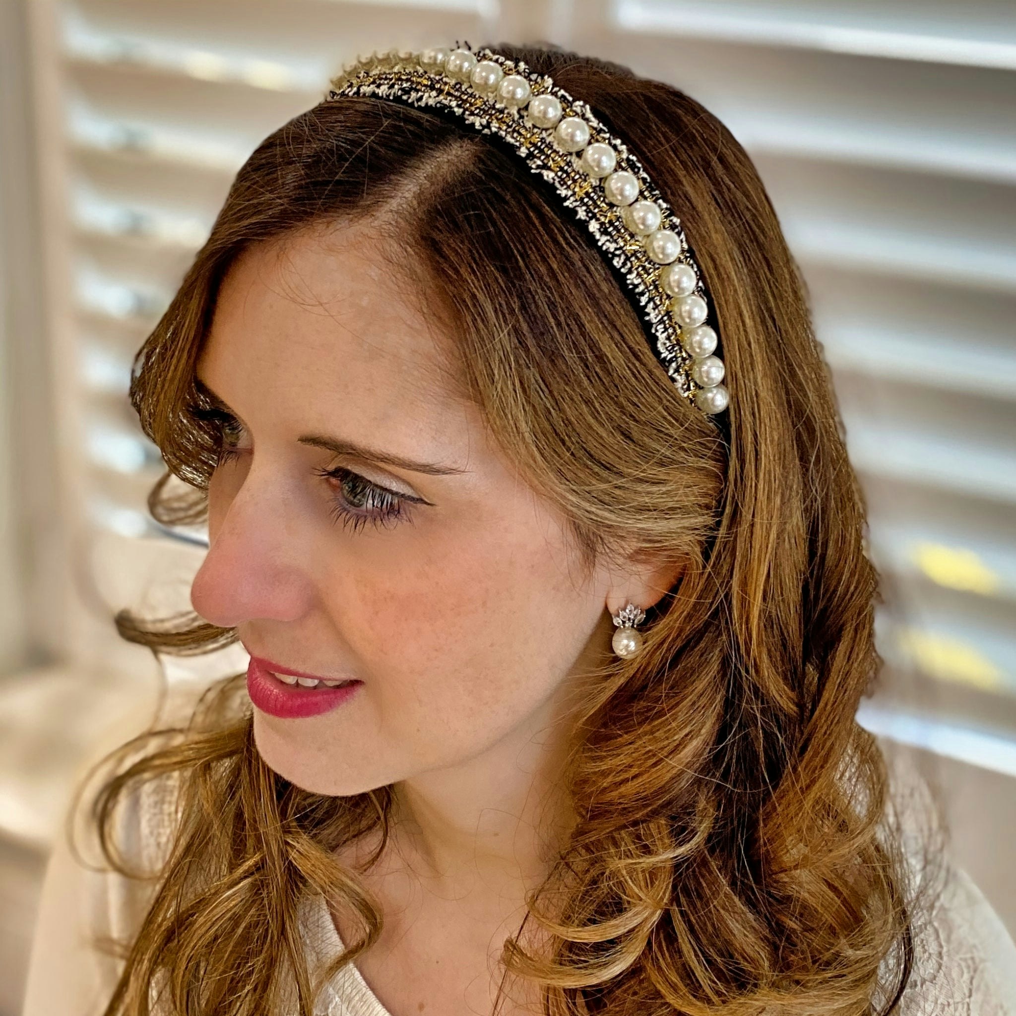 Queenmee Accessories Gold Pearl Headband With Bouclé Pearl Hair Band