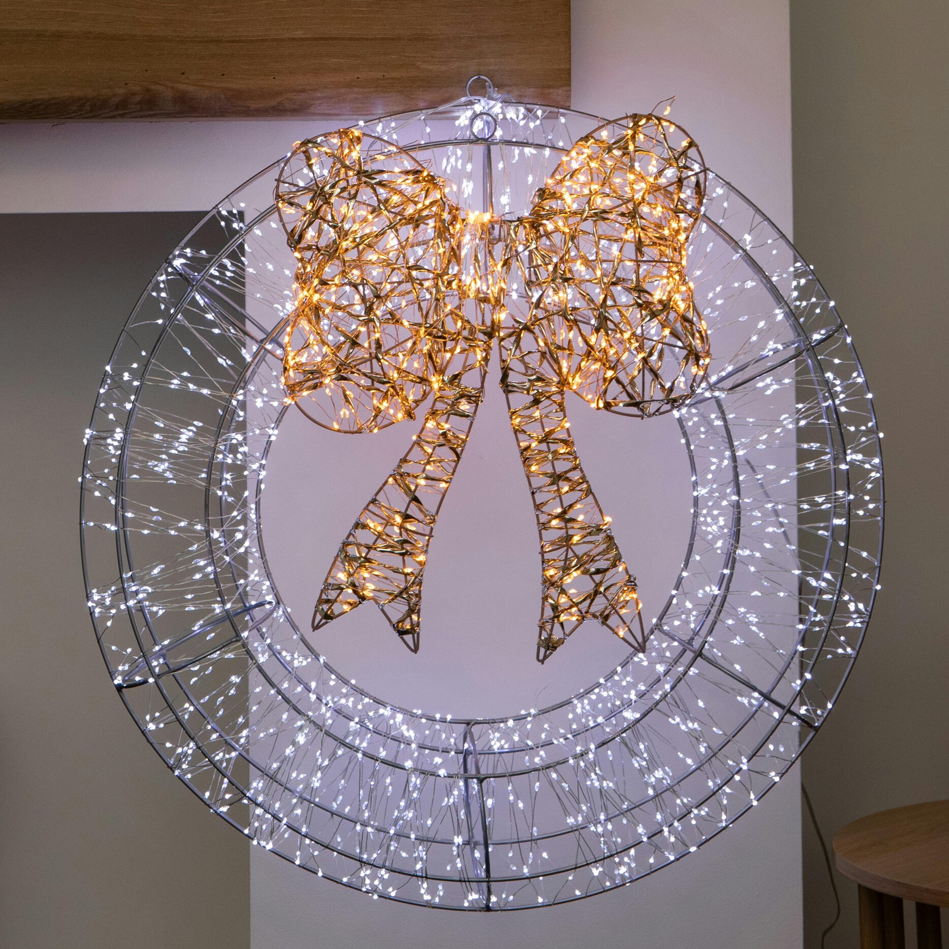 Samuel Alexander 60Cm Galaxy Christmas Wreath With Bow, 2000 Leds - Image 4