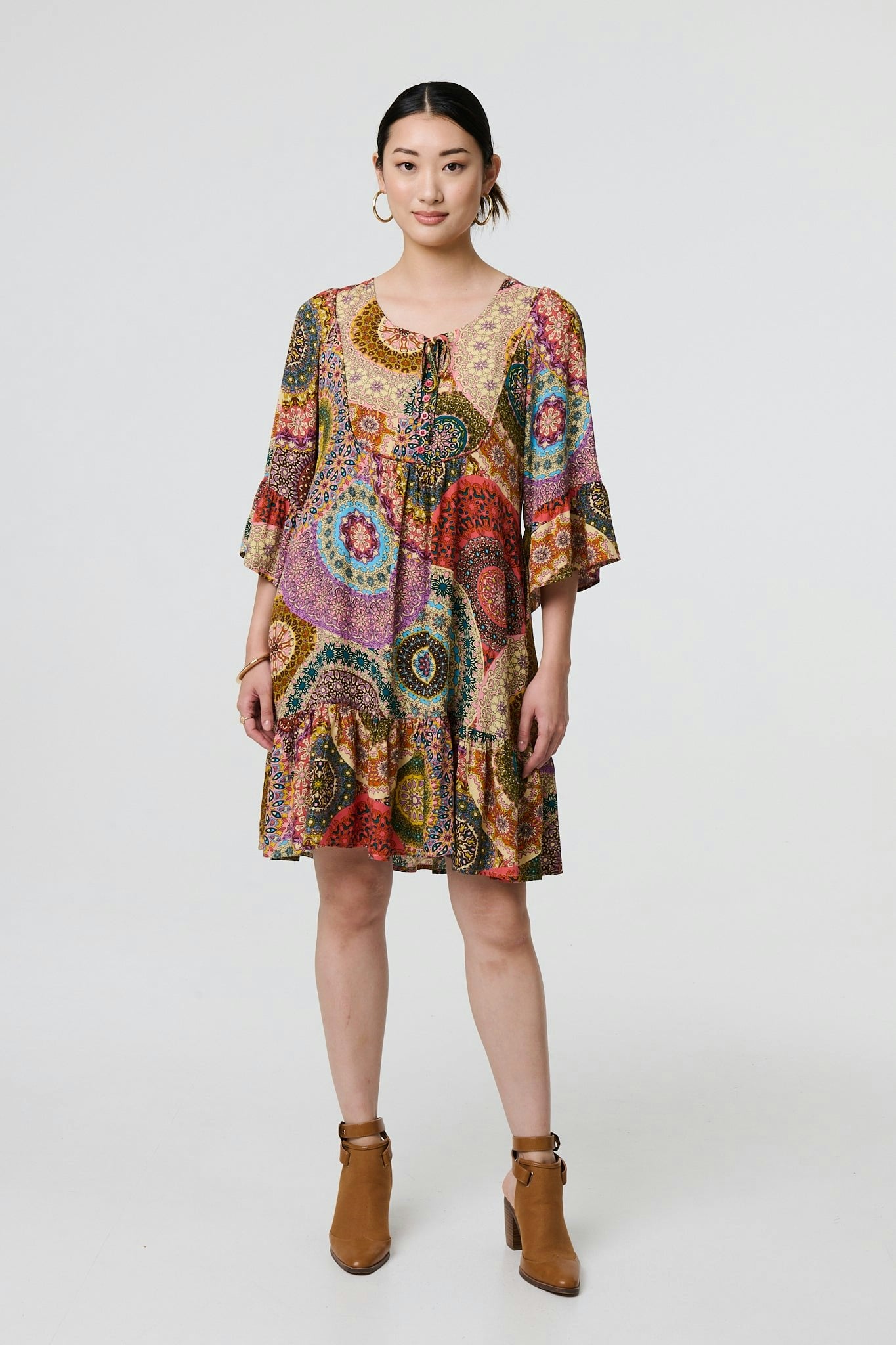 Izabel London Beige Kaleidoscope Print 3/4 Sleeve Short Dress - 8