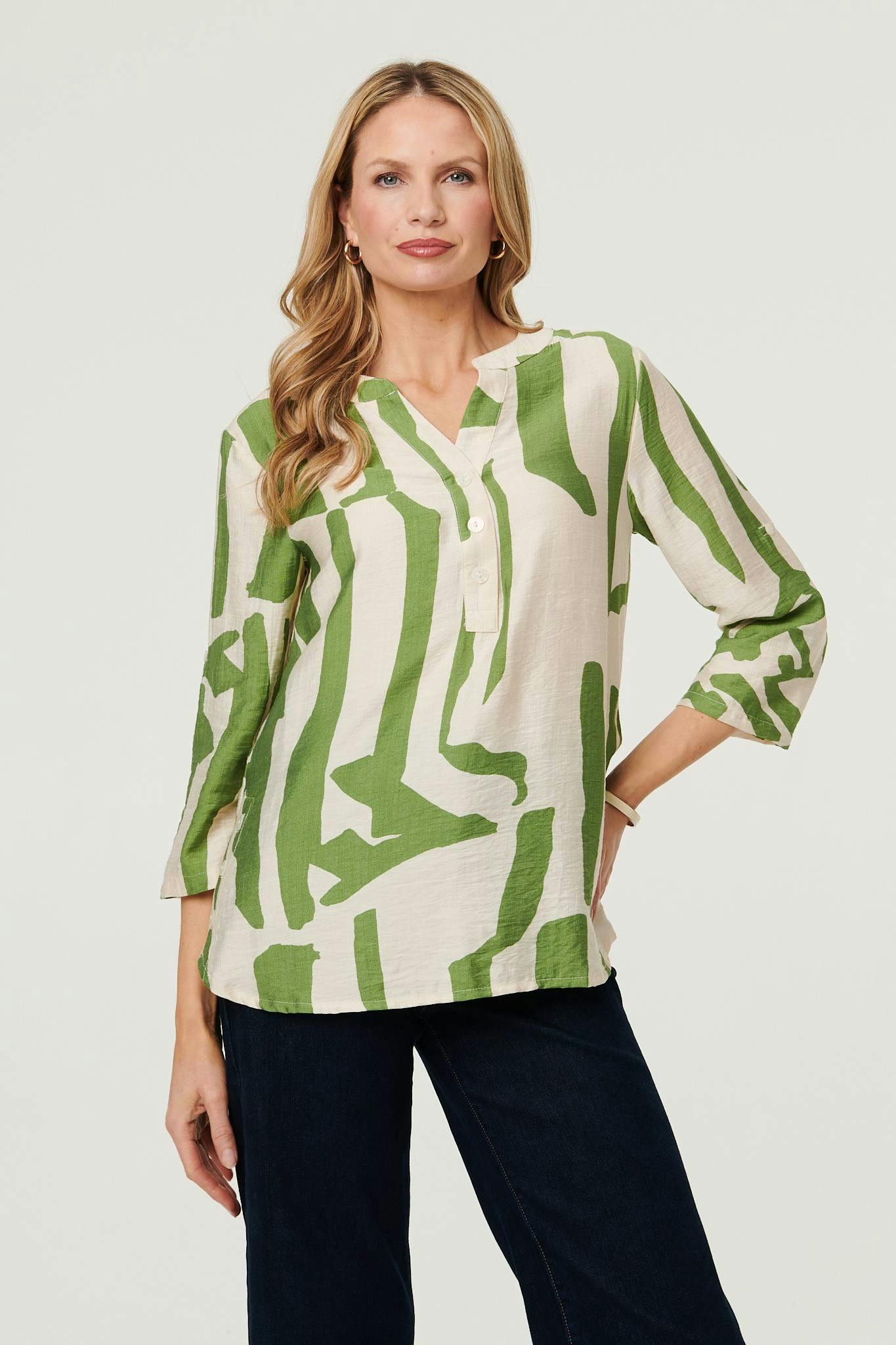 Izabel London Green Abstract 3/4 Sleeve Relaxed Tunic Blouse - 12