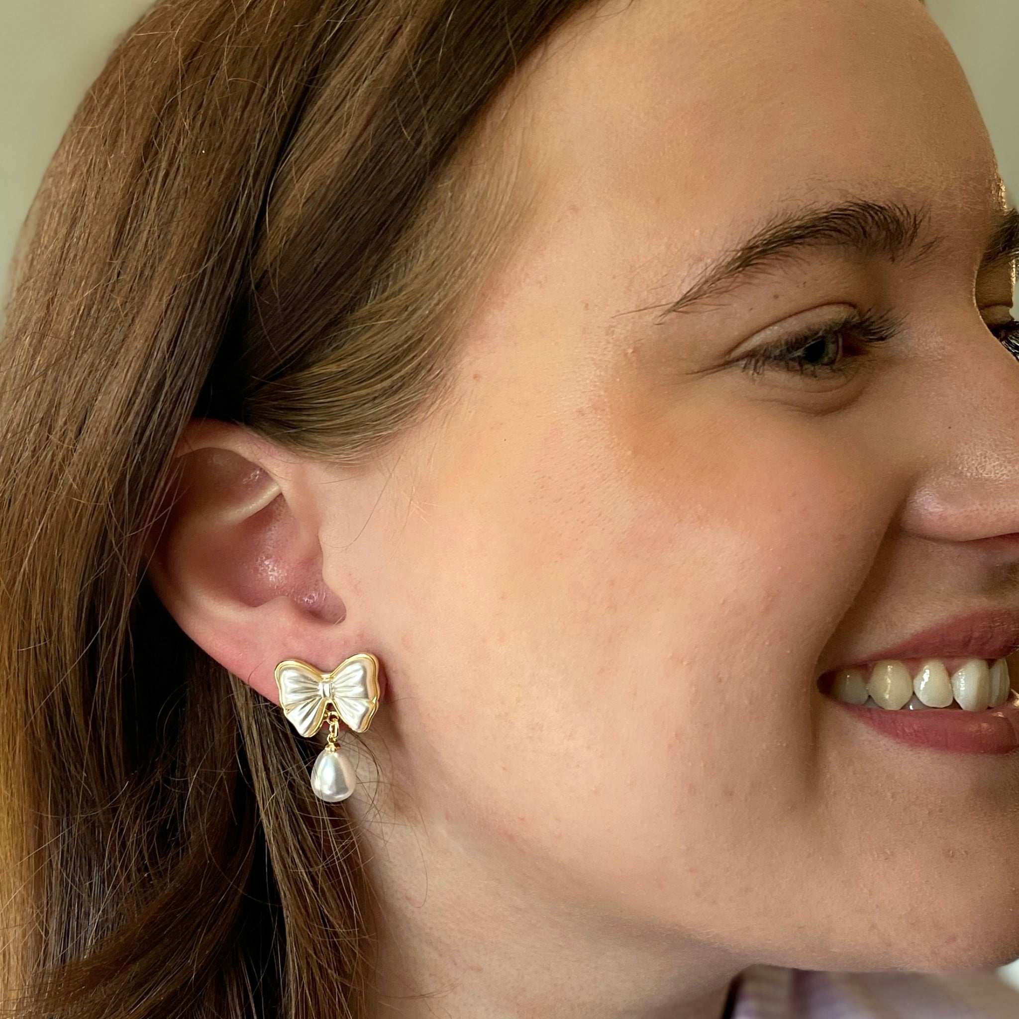 Queenmee Accessories Pearl Drop Earrings Bow