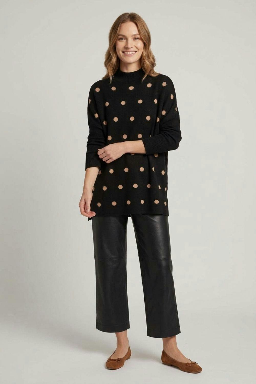Izabel London Black Polka Dot Print Batwing Sleeve Jumper - M/L