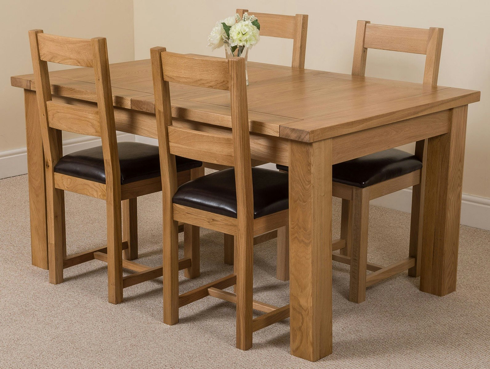 That's Furniture Grain Seattle Oak Extending Dining Table With Lincoln Oak Chairs - Natural Oak - 4 Chairs