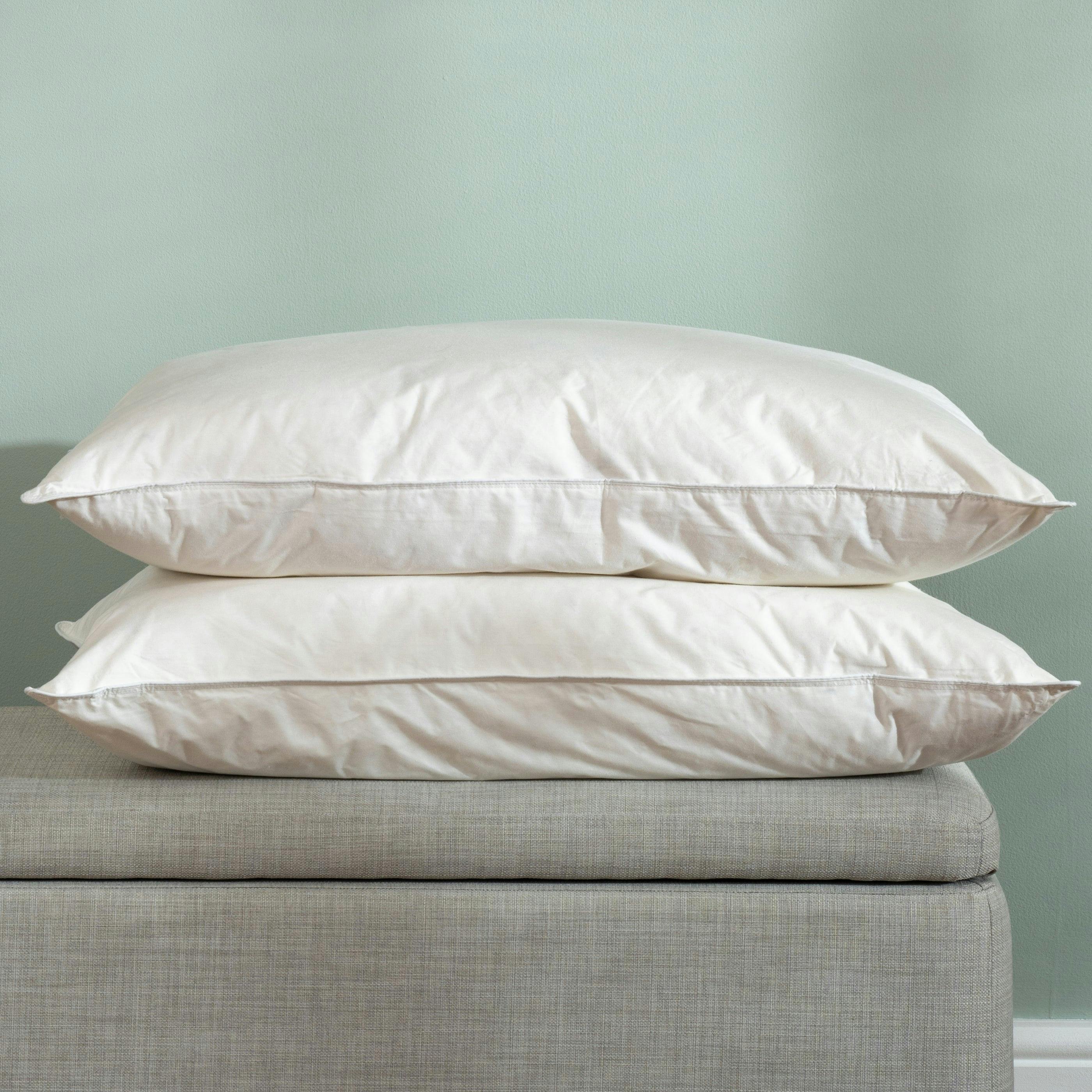 Soak&Sleep White Goose Feather & Down Pillows - Medium - Standard - Pair