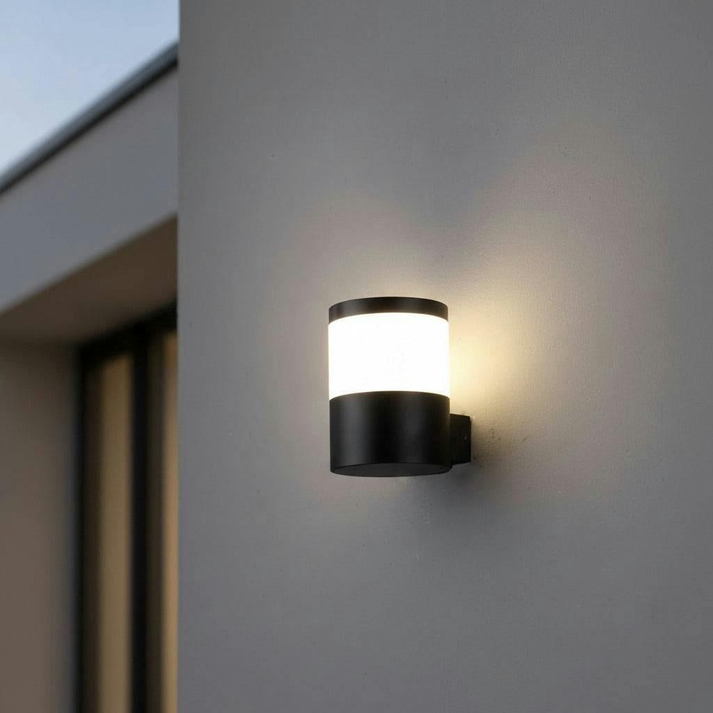 Rackhams Black 9 Watt Led Outside Wall Lantern