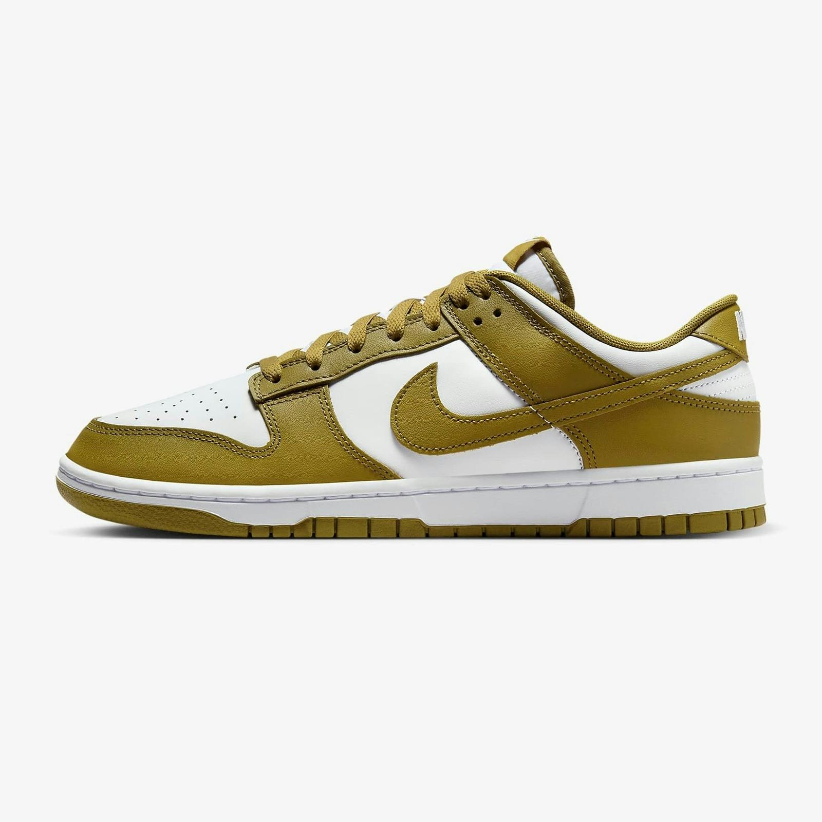 Nike Men's White Dv0833-103 Sneakers In - Uk 9.5