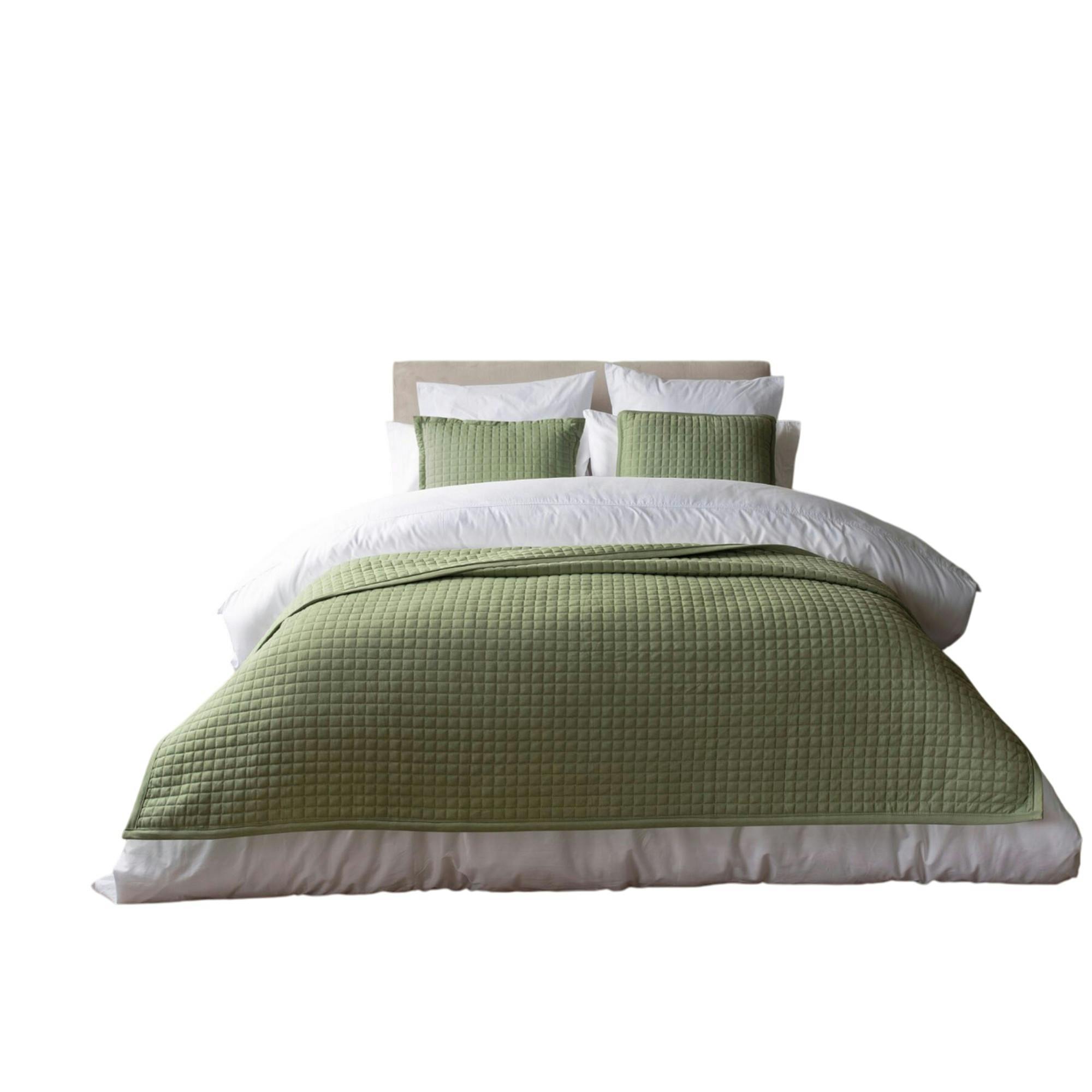 Rackhams White/Cobalt/Pink Crompton Quilted Throw - Sage - 200Cm X 150Cm - Sage - 60% Cotton/40% Polyester
