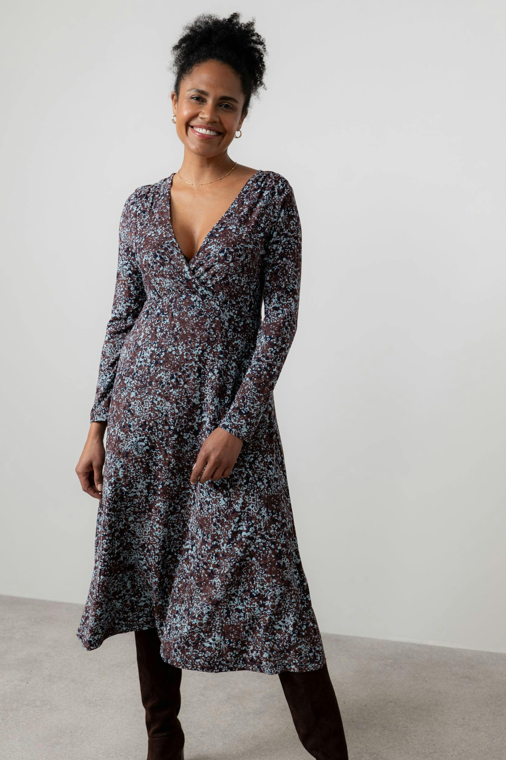 Lily & Me Rose Floral Print Wrap Dress Chocolate - 08 - Chocolate