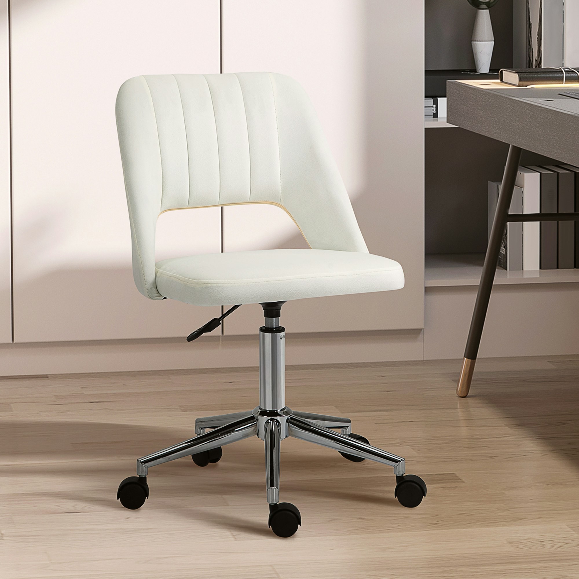 Rackhams Cream/White Mid-Back Swivel Home Office Chair Scallop Computer Chair