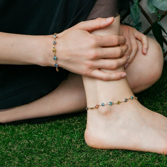The Colourful Aura Women's Gold Silver Colourful Protection Greek Evil Eye Beaded Indian Nazaria Payal Anklet In | Size: 10 Inches - Image 6