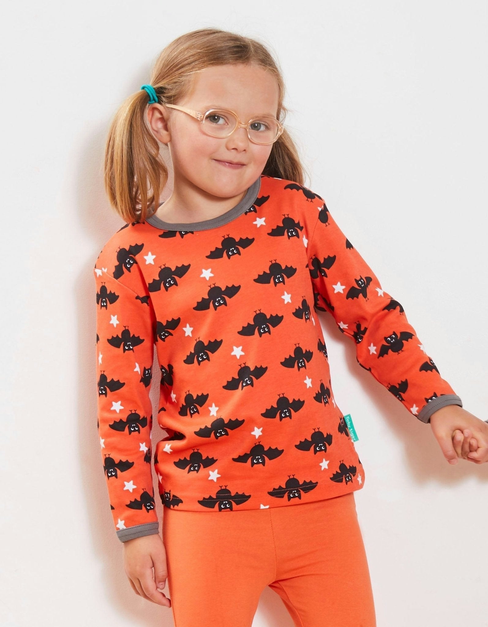 Toby Tiger Orange Organic Bat Print Long-Sleeved T-Shirt - 18-24M / 92Cm