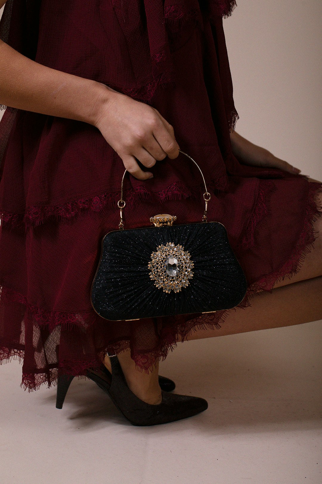 Svnx Black Ruched Jewel Clutch Bag In - One Size