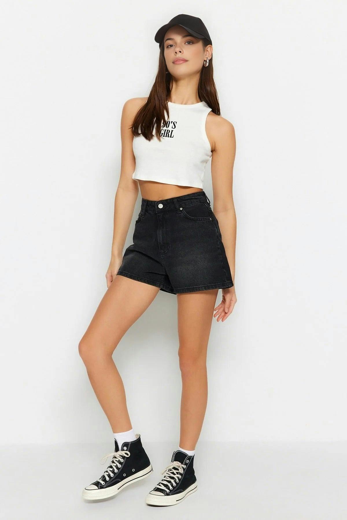Wovcor Black High-Waisted Denim Shorts - 10