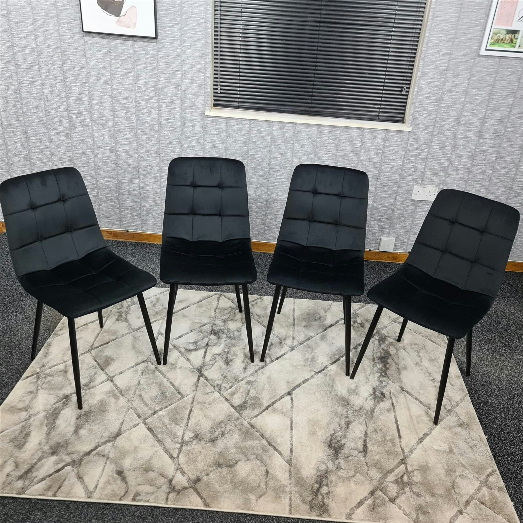 B&Q - Dining Chairs Set Of 4 Black Tufted Chairs Velvet Chairs Seats - Image 4