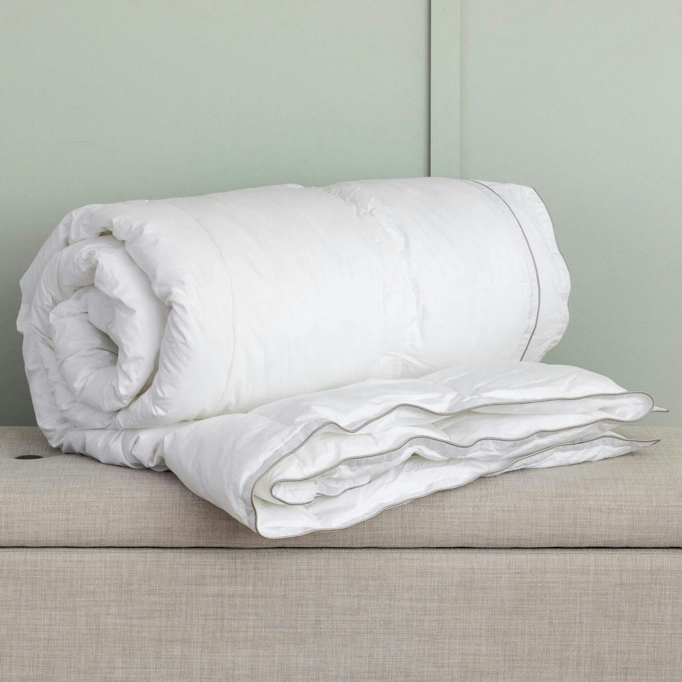Soak&Sleep Light Soft As Down Duvets - Superking - Summer Warmth (4.5 Tog)